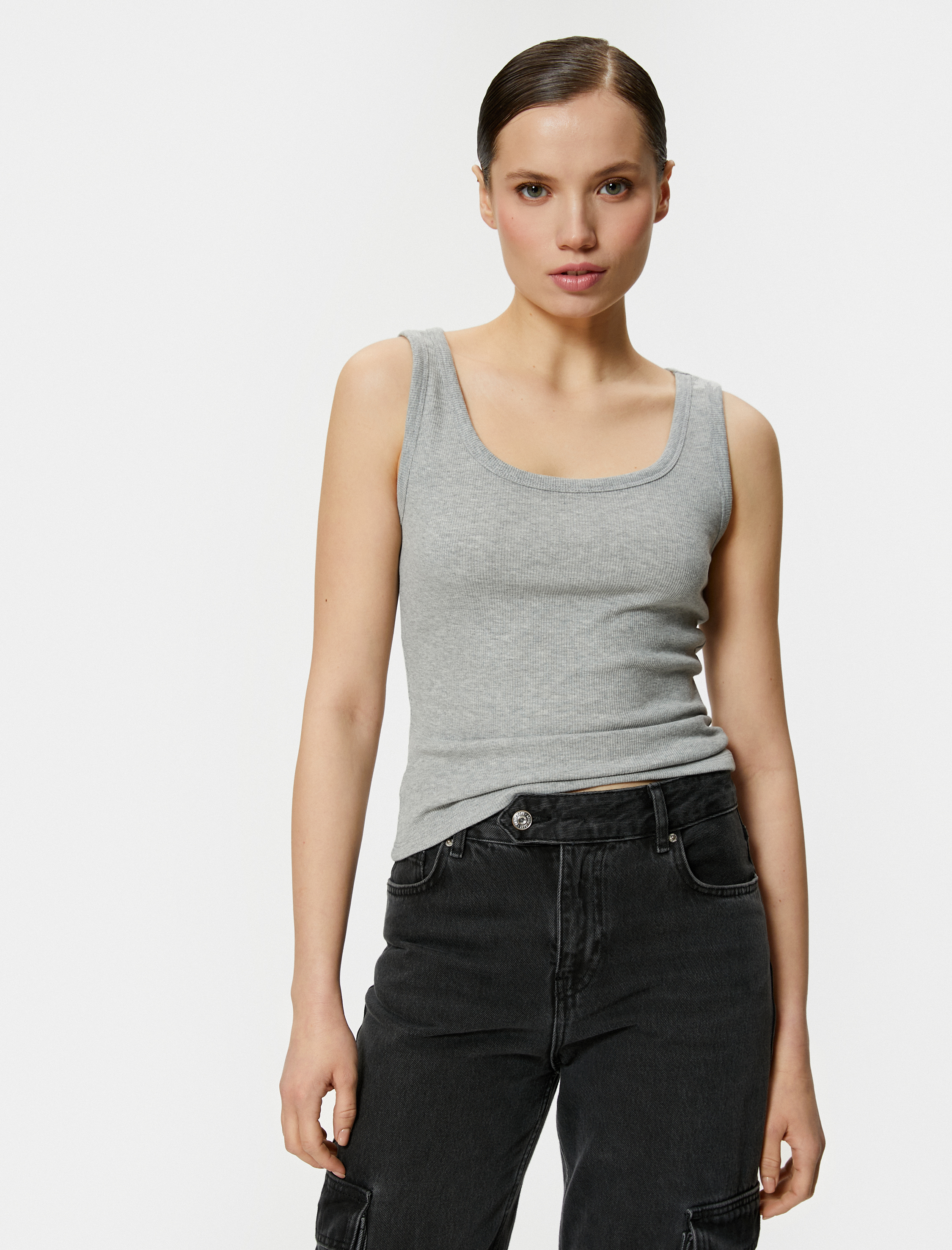   Fitilli Atlet U Yaka Kalın Askılı