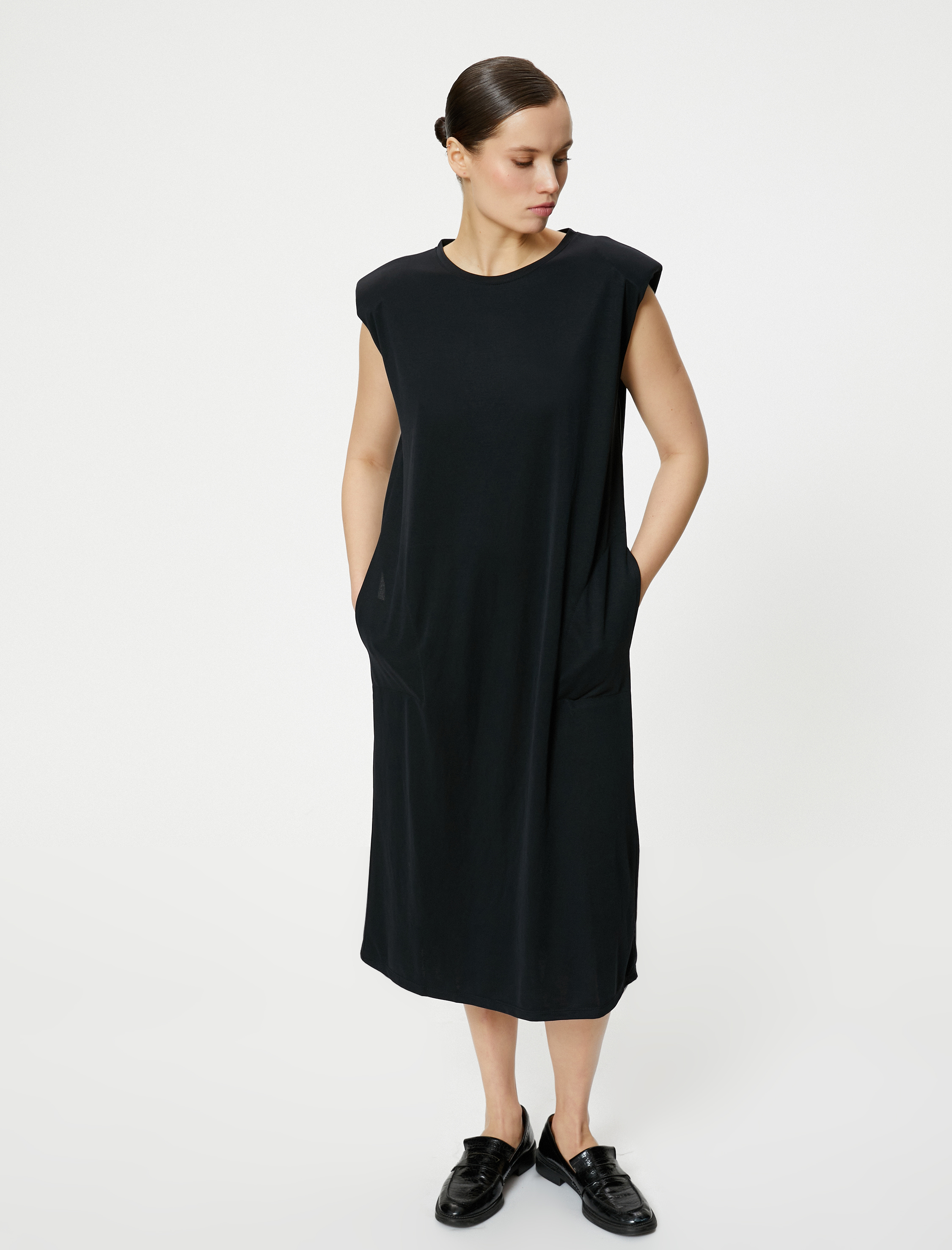   Midi Vatkalı Elbise Rahat Kesim Cep Detaylı Vatkalı Modal Karışımlı