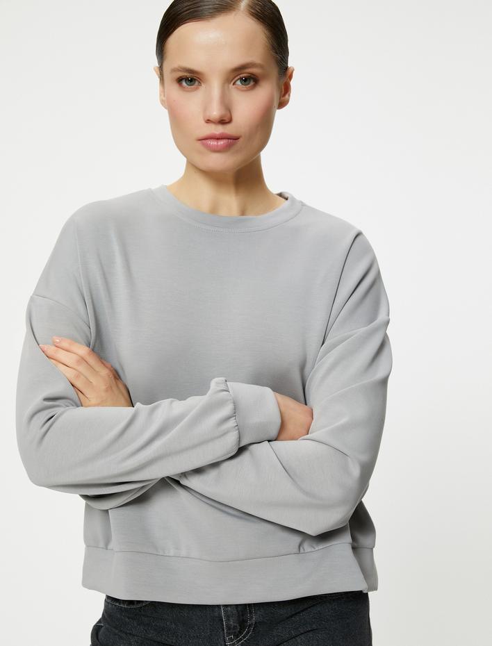  Basic Sweatshirt Bisiklet Yaka Modal Karışımlı