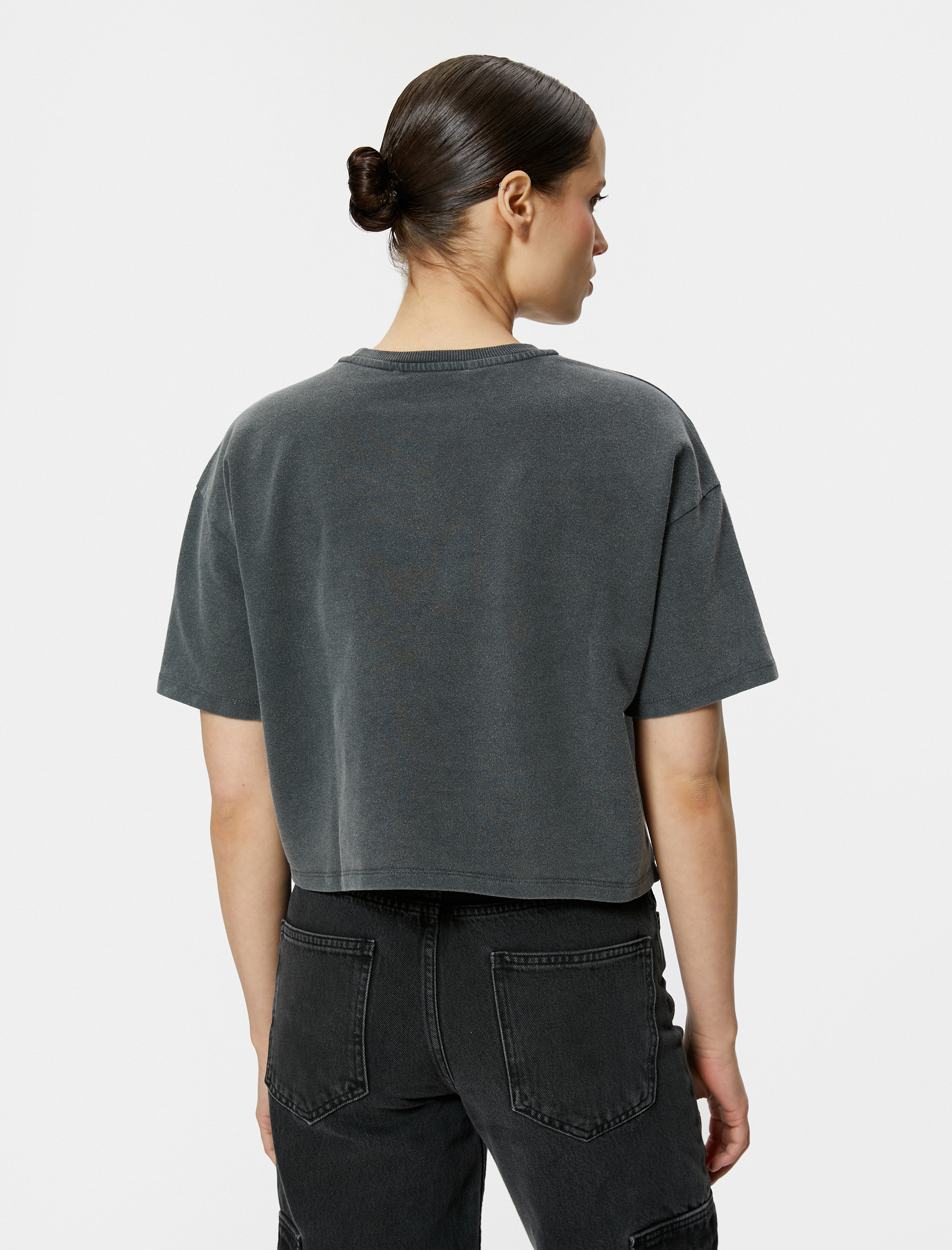   Crop Tişört Kısa Kollu Bisiklet Yaka Soluk Efektli Pamuklu