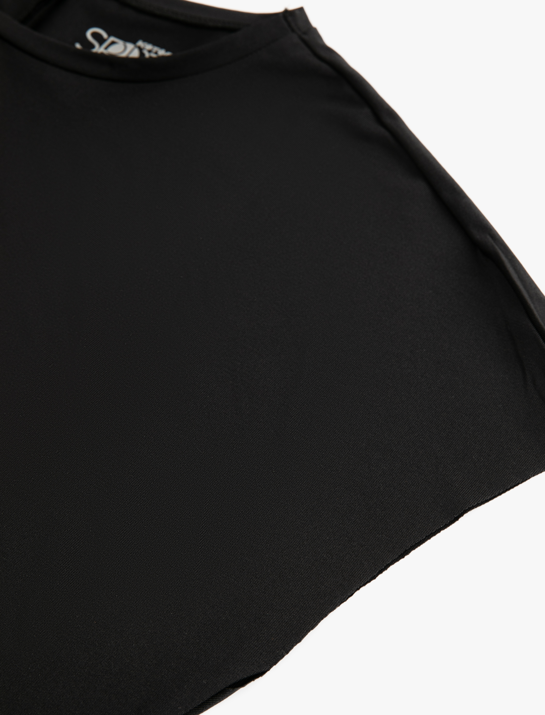   Kolsuz Spor Tişört Düşük Omuz Kalça Boy Bisiklet Yaka