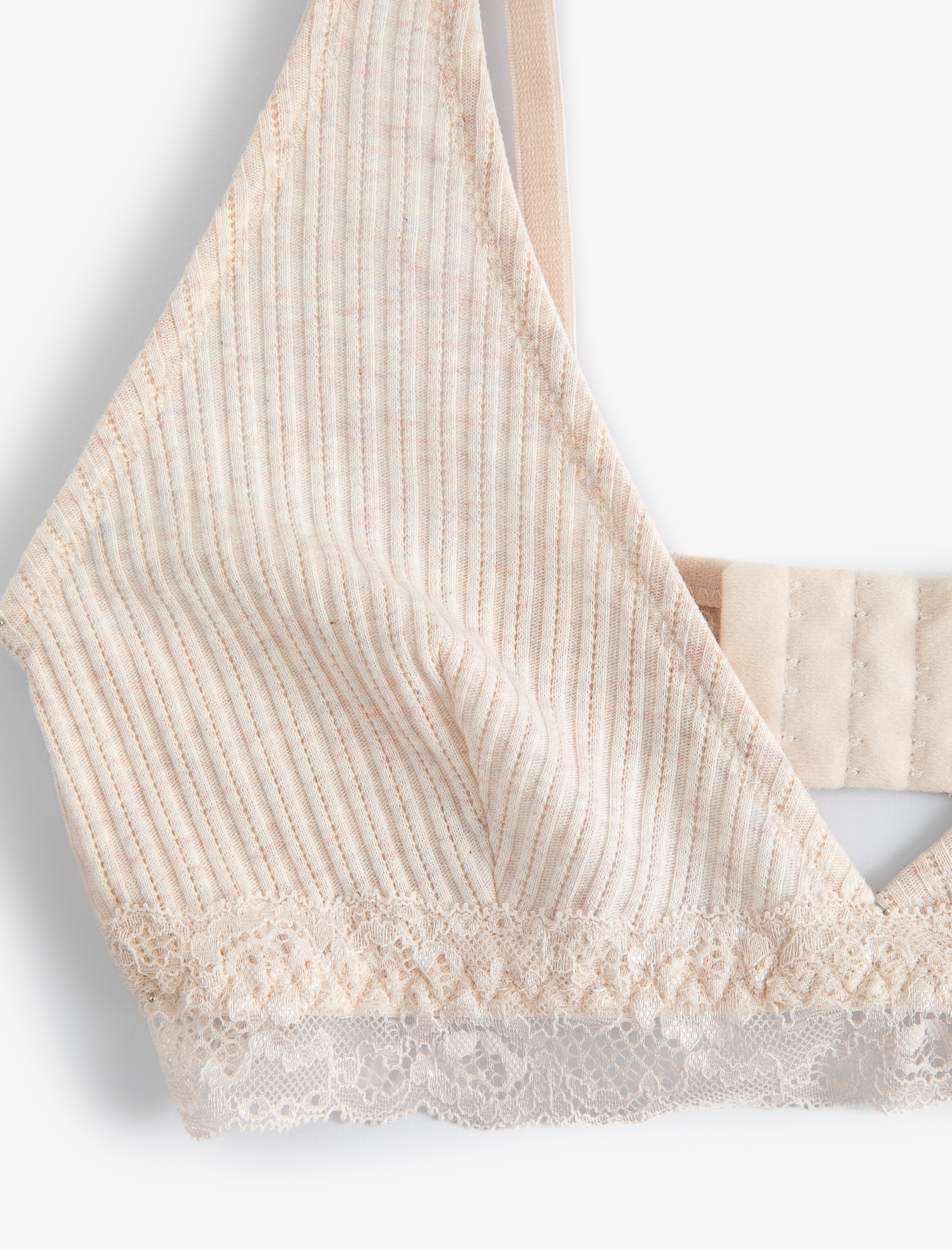   Dolgusuz Balensiz Sütyen Dantelli