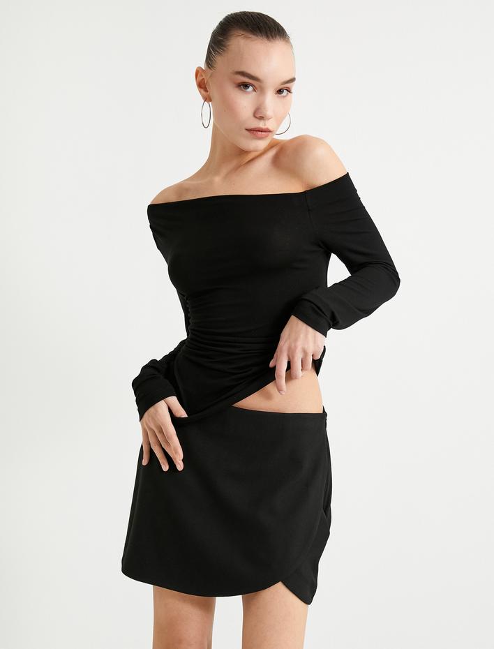  Omzu Açık Tişört Asimetrik Yaka Uzun Kollu Drapeli Viskoz Kumaş