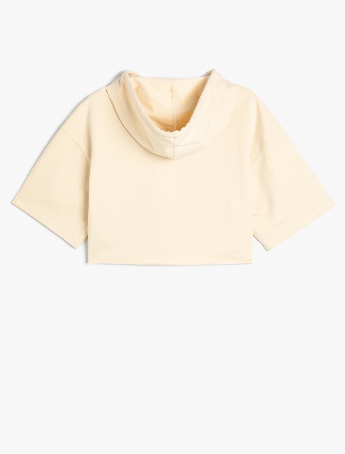  Kapüşonlu Crop Sweatshirt Spor Kısa Kollu Baskı Detaylı Pamuklu