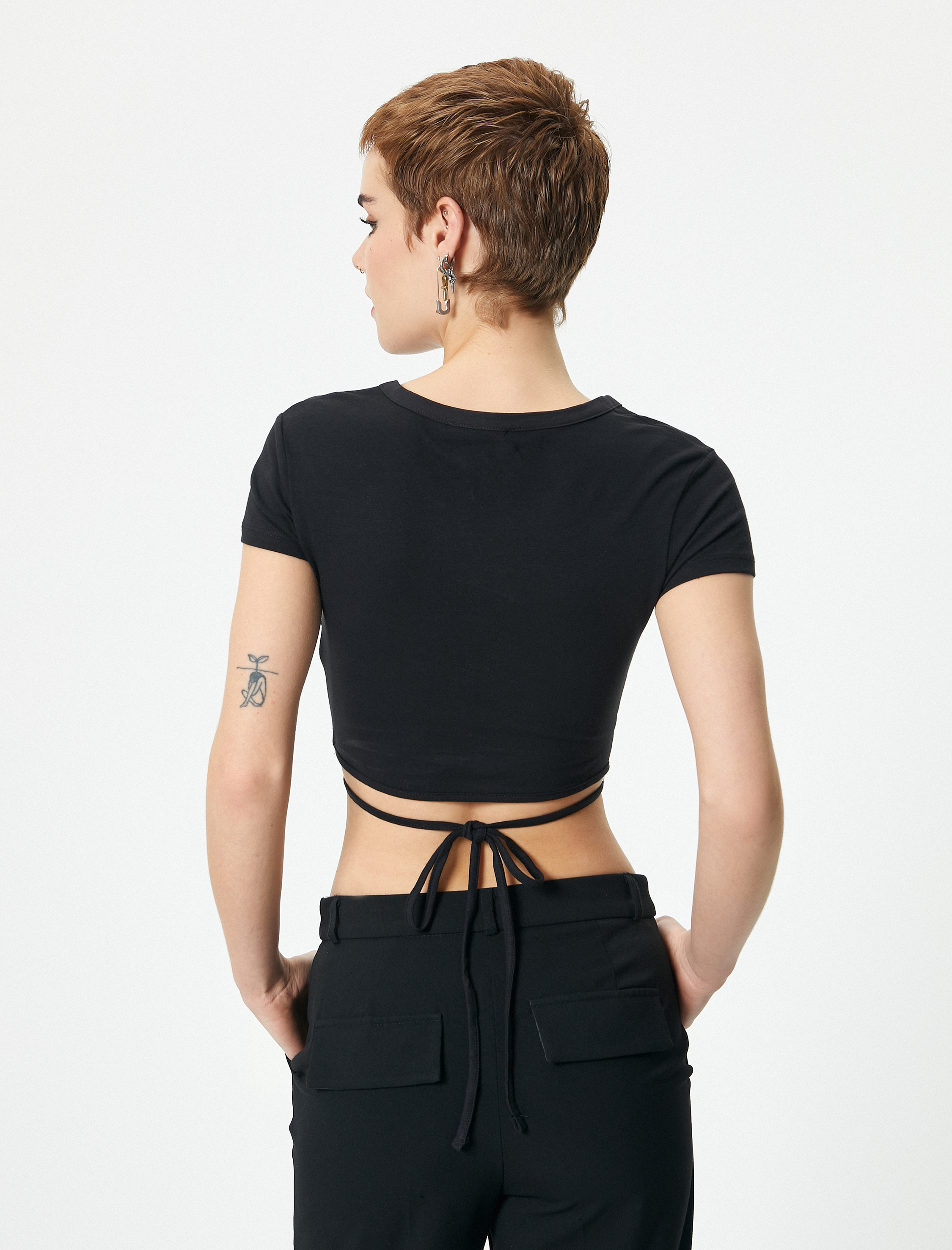   Crop Baskılı Tişört Bağlama Detaylı Kısa Kollu Bisiklet Yaka Pamuklu