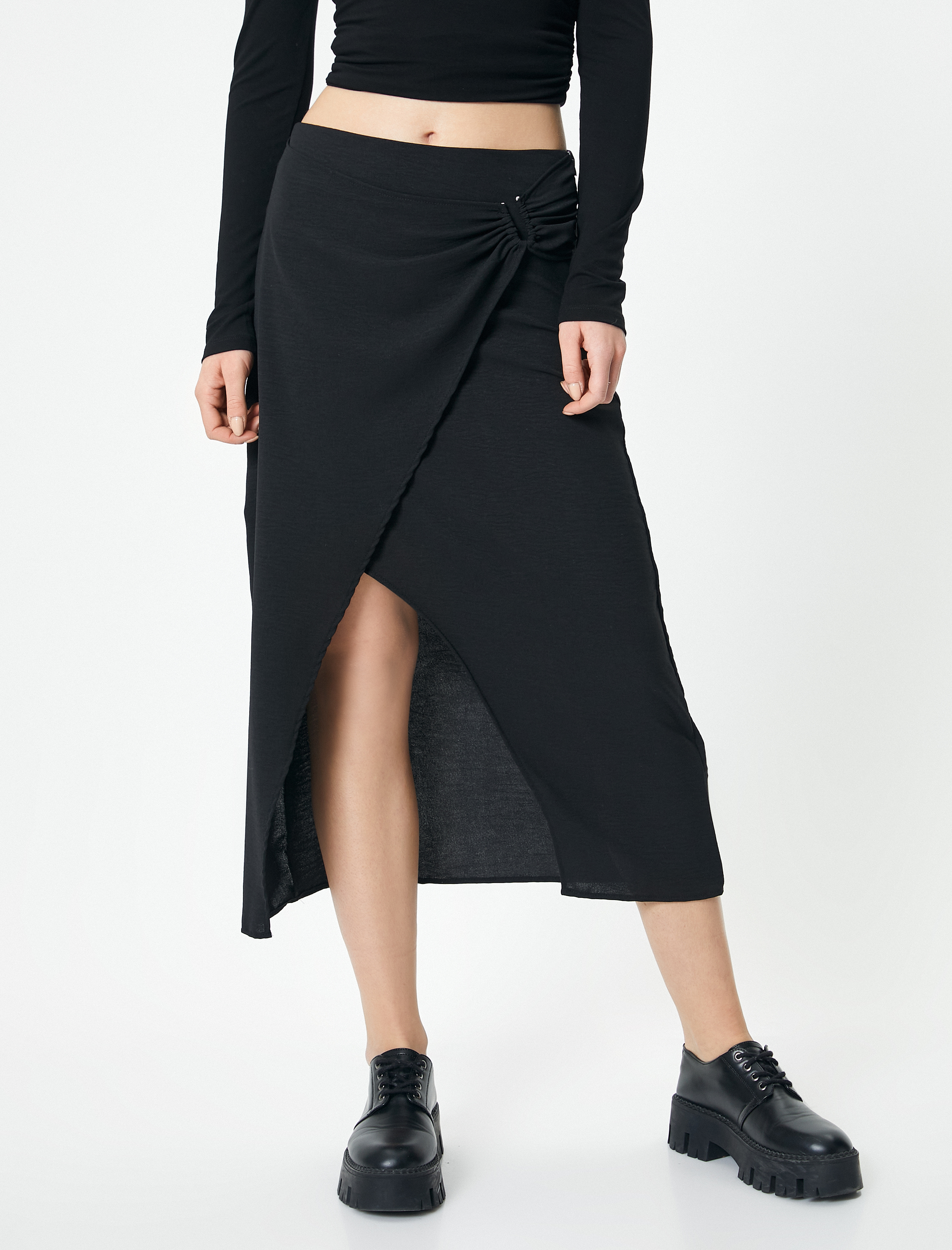   Uzun Kruvaze Etek Drape Detaylı Yırtmaçlı