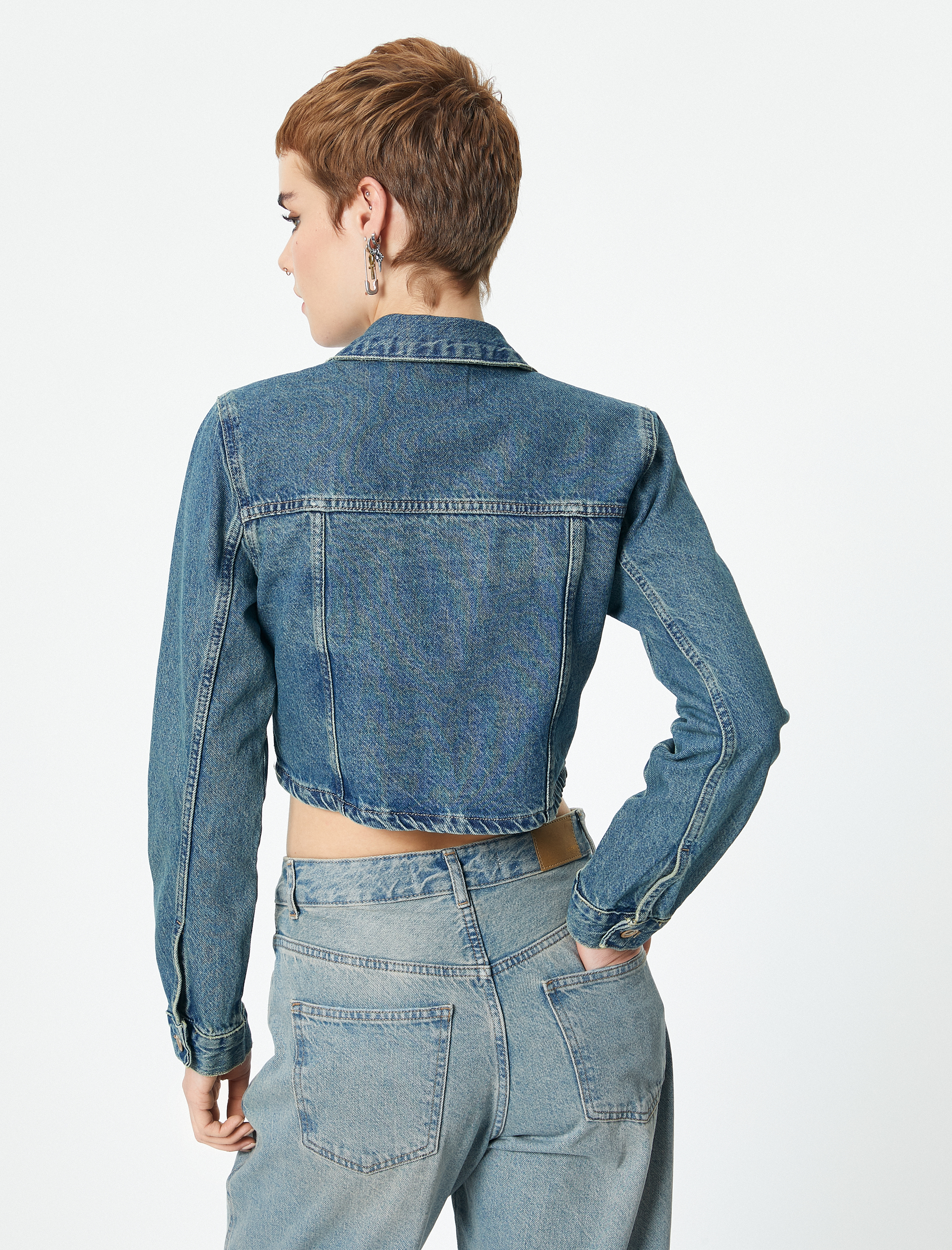   Kısa Kot Ceket Kapaklı Cep Detaylı Gömlek Yaka Pamuklu