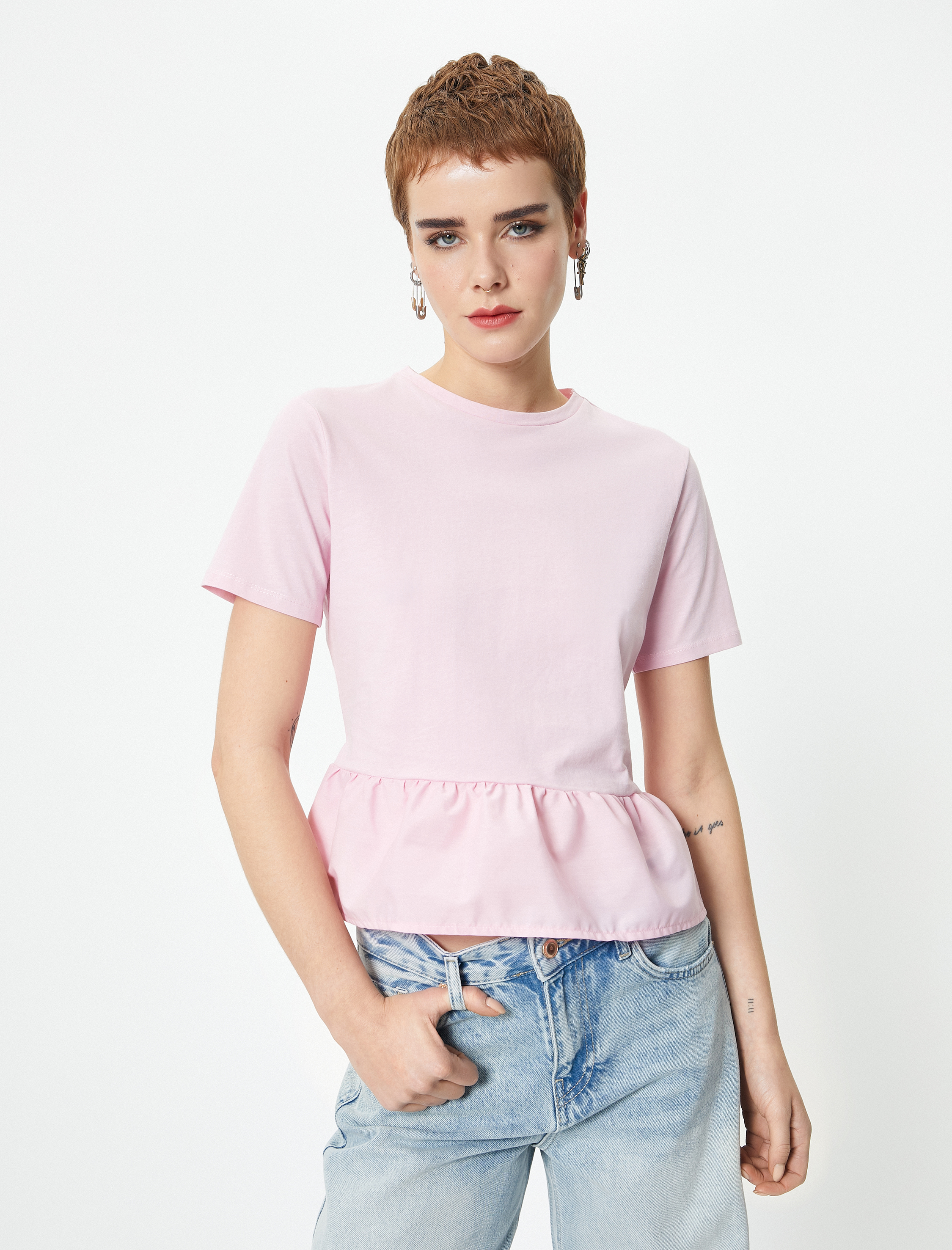   Kısa Kollu Fırfırlı Tişört Bisiklet Yaka Pamuklu