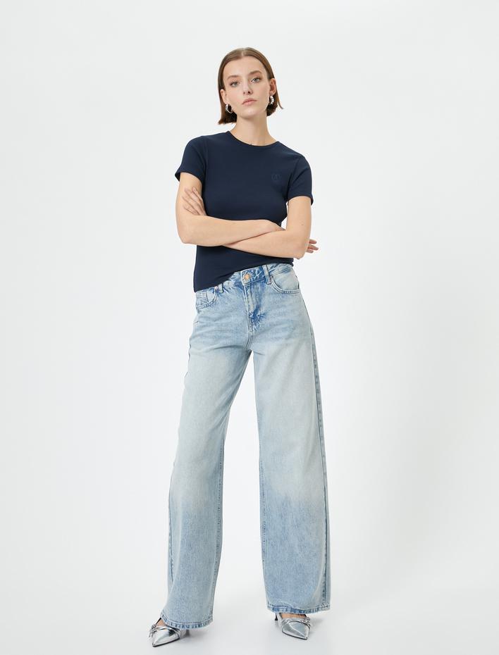  Basic Tişört Bisiklet Yaka Kısa Kollu Pamuklu Slim Fit