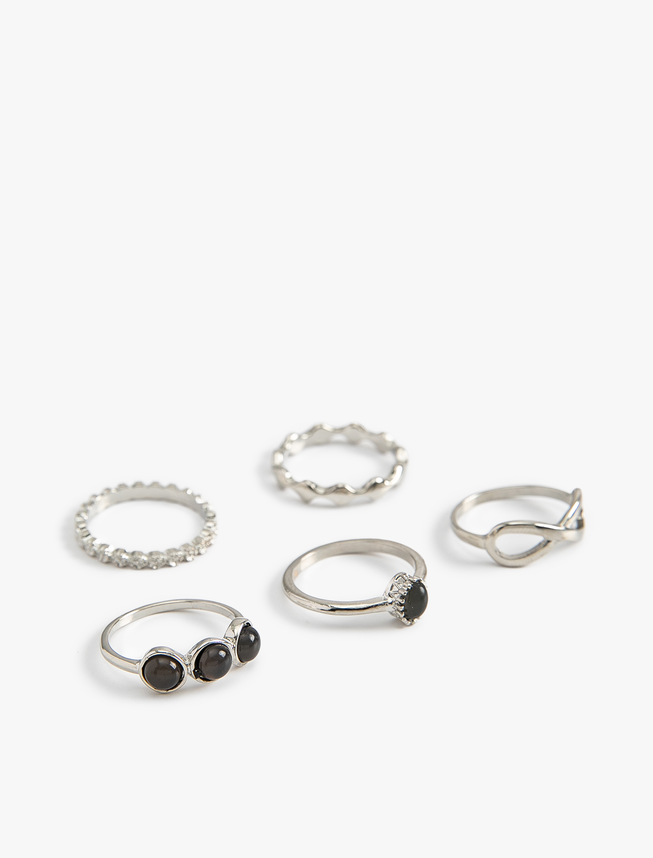  Kadın Taş Detaylı 5'li Yüzük Seti