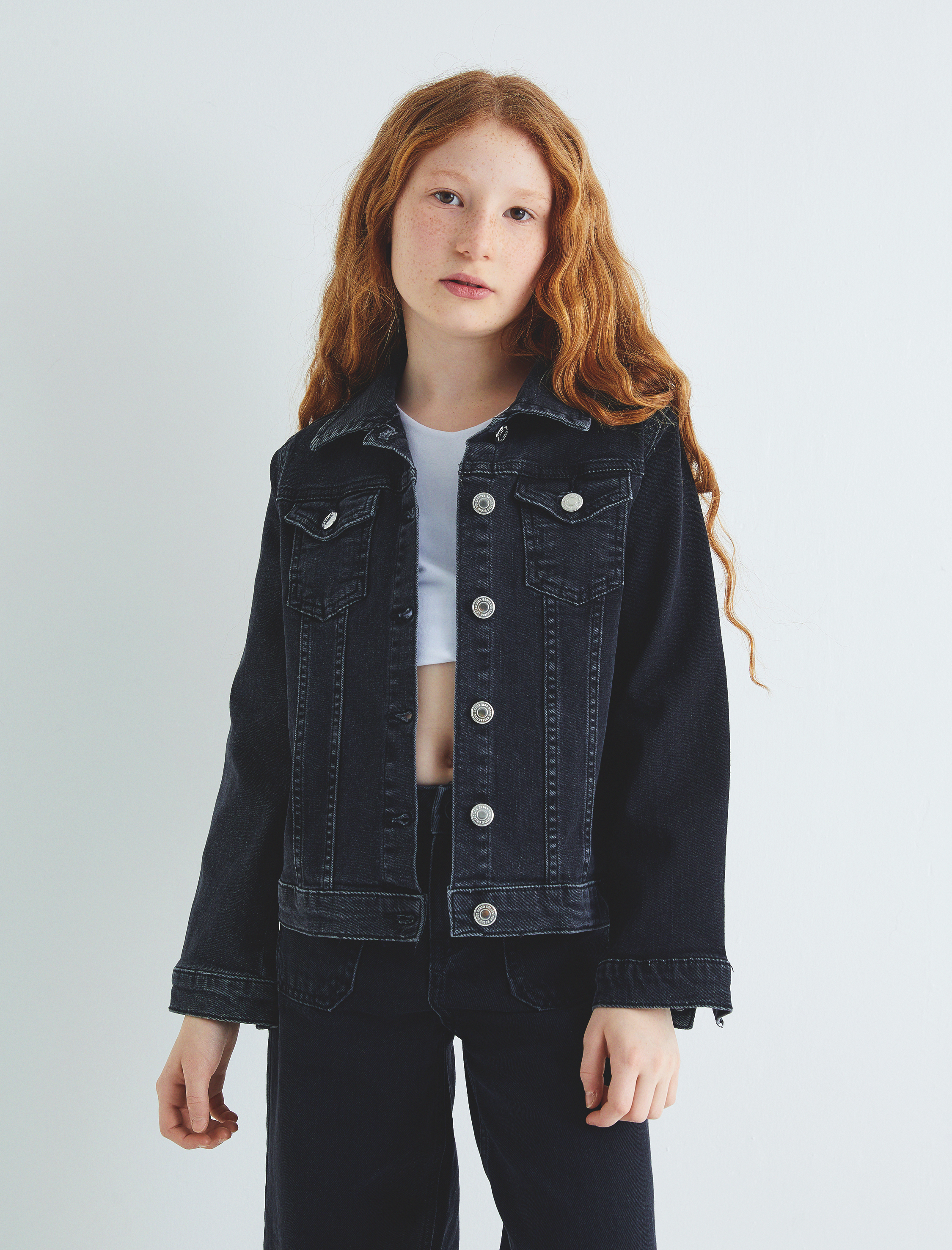  Kız Çocuk Kot Ceket Kapaklı Cep Detaylı Pamuklu Uzun Kollu