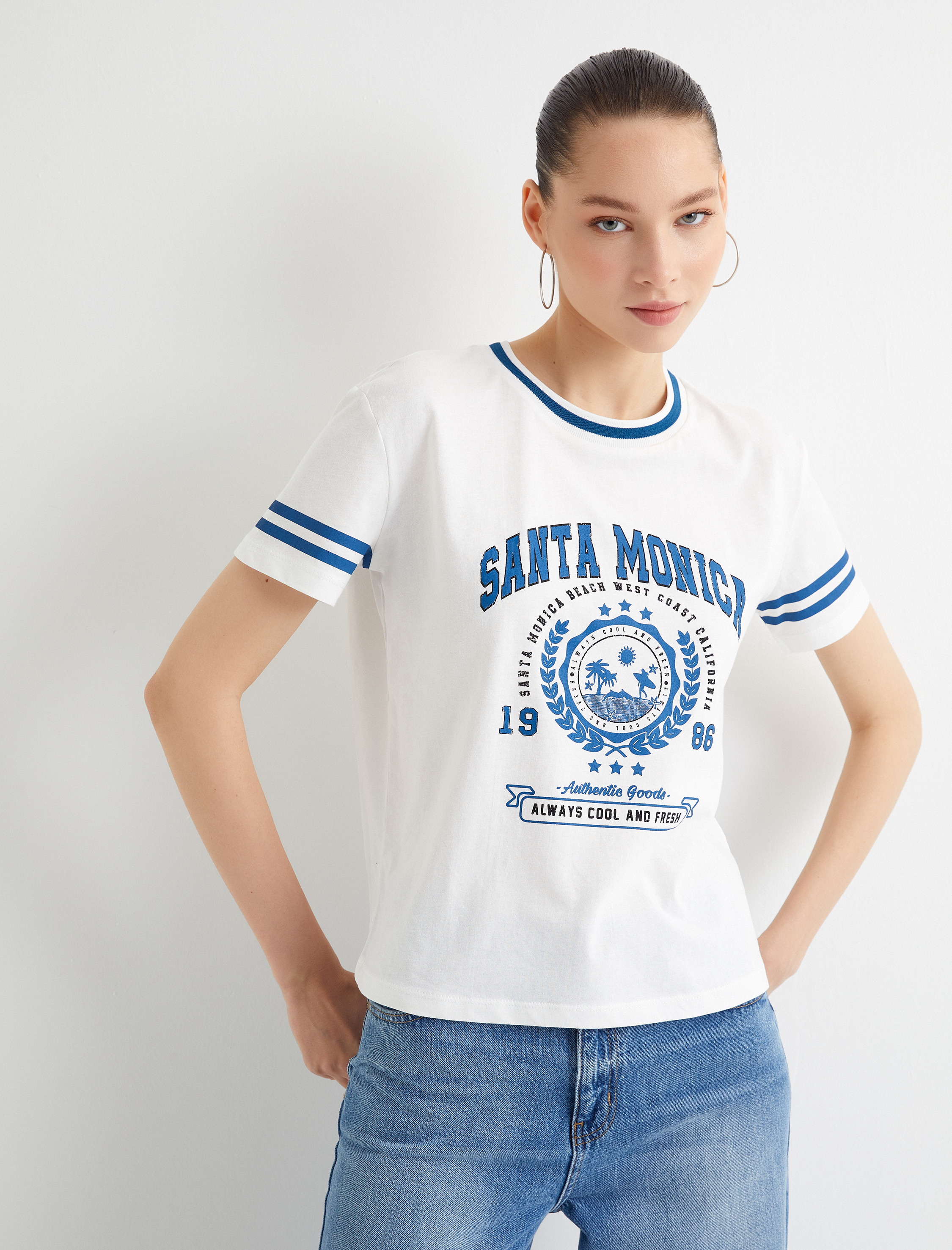   Kolej Tişört Baskılı Kısa Kollu Bisiklet Yaka Pamuklu