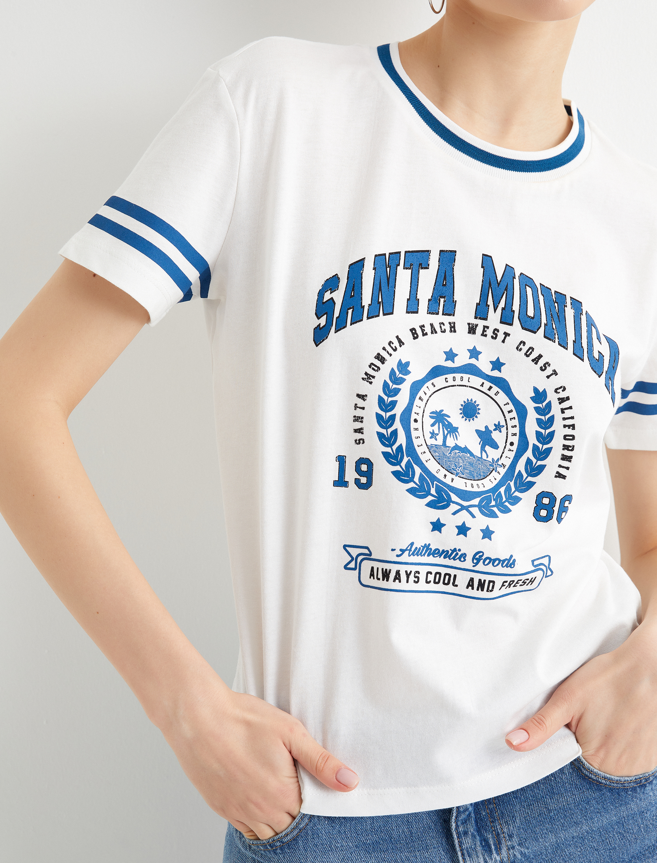   Kolej Tişört Baskılı Kısa Kollu Bisiklet Yaka Pamuklu