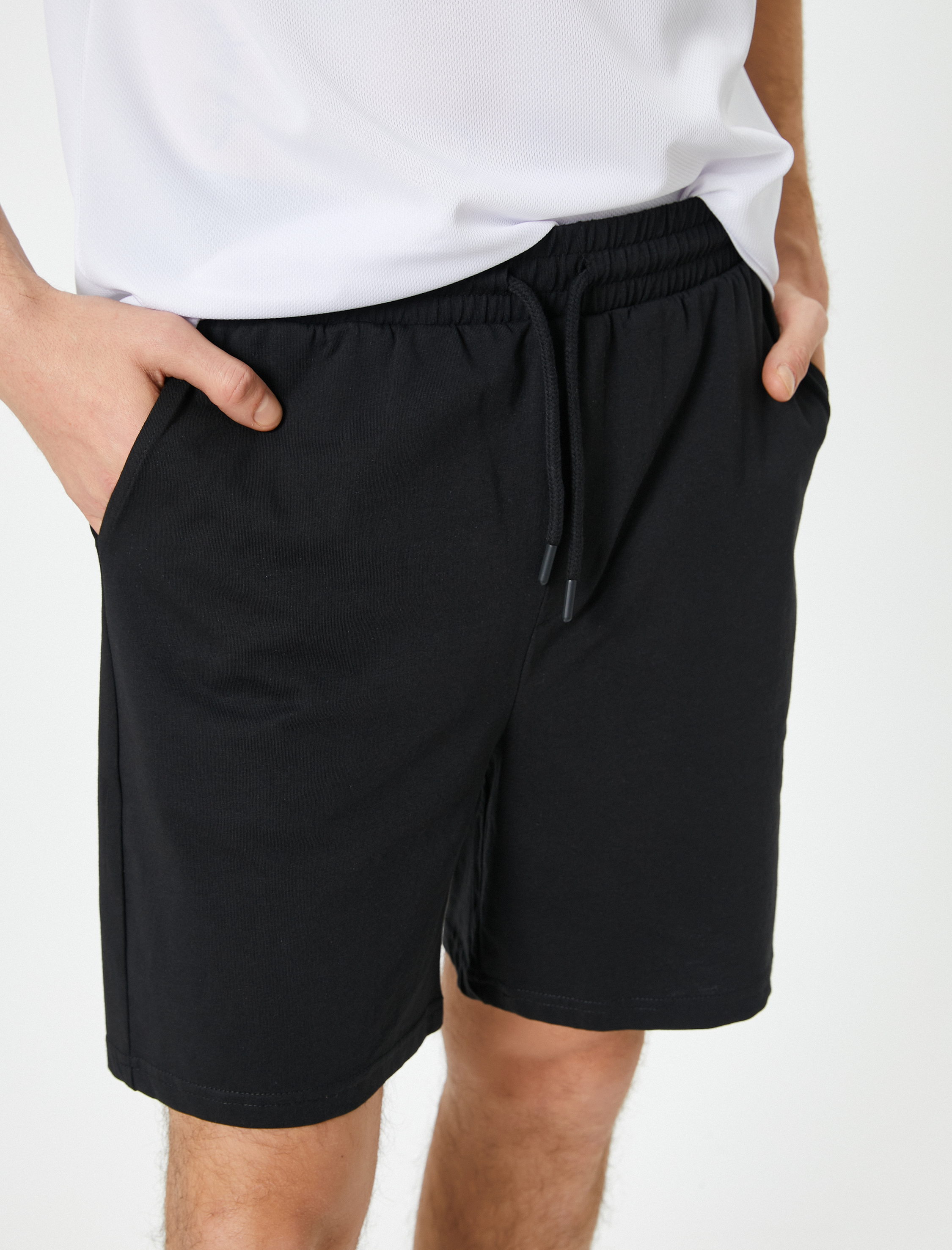   Beli Bağcıklı Bermuda Şort Cep Detaylı Pamuklu