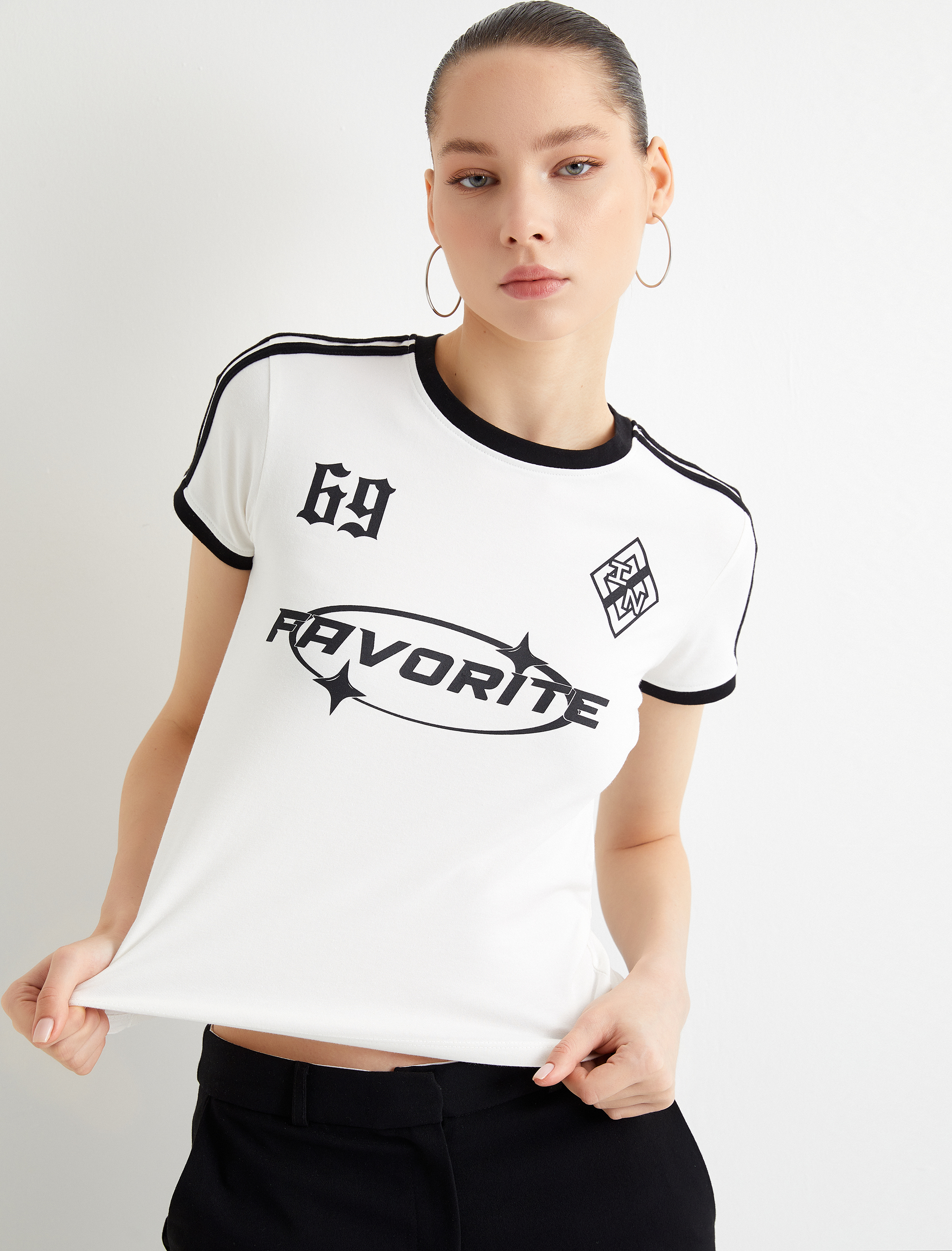   Baskılı Çizgili Tişört Baskılı Kısa Kollu Bisiklet Yaka Pamuklu