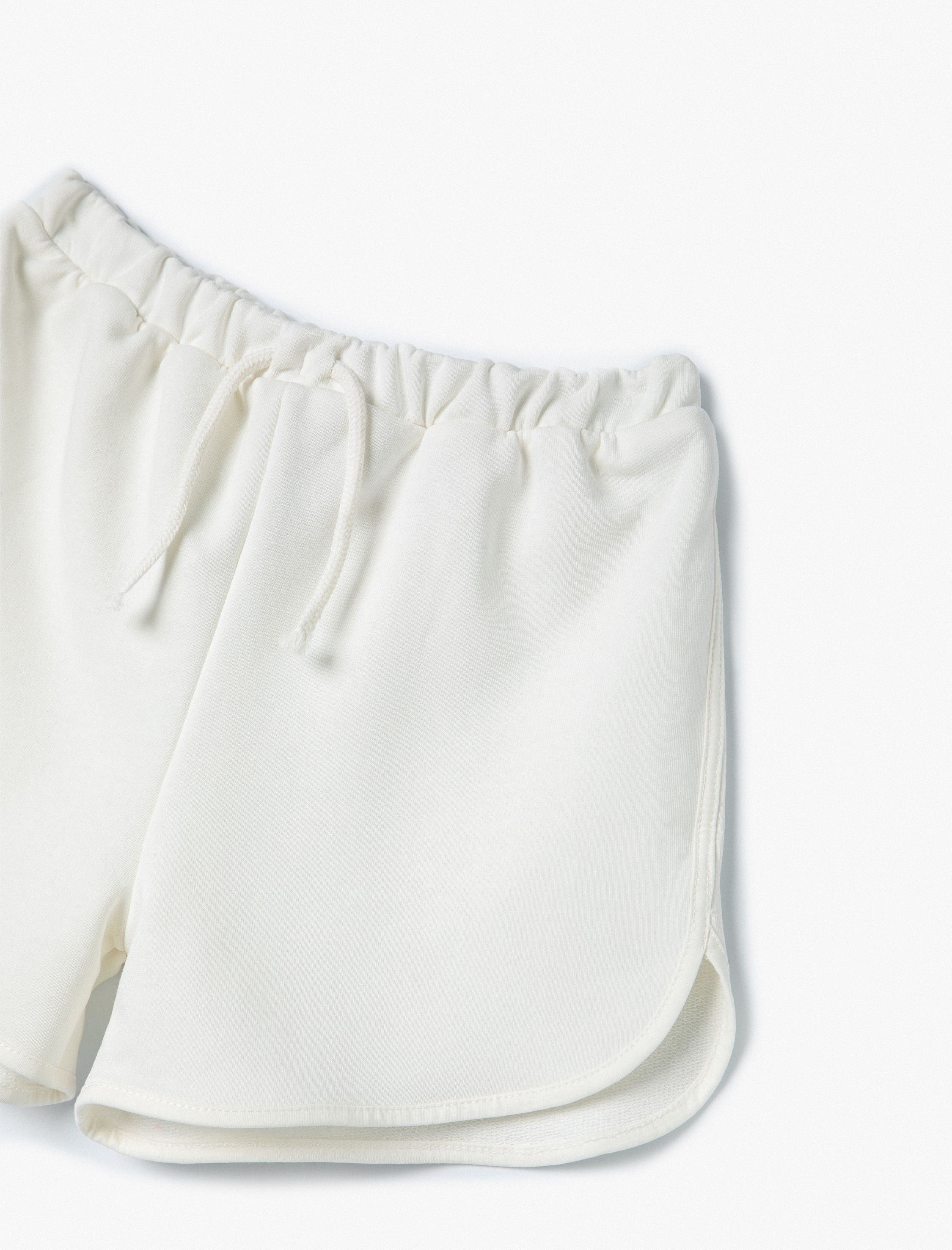  Kız Çocuk Slogan İşlemeli Şort Rahat Kesim Beli Bağcıklı Biyeli