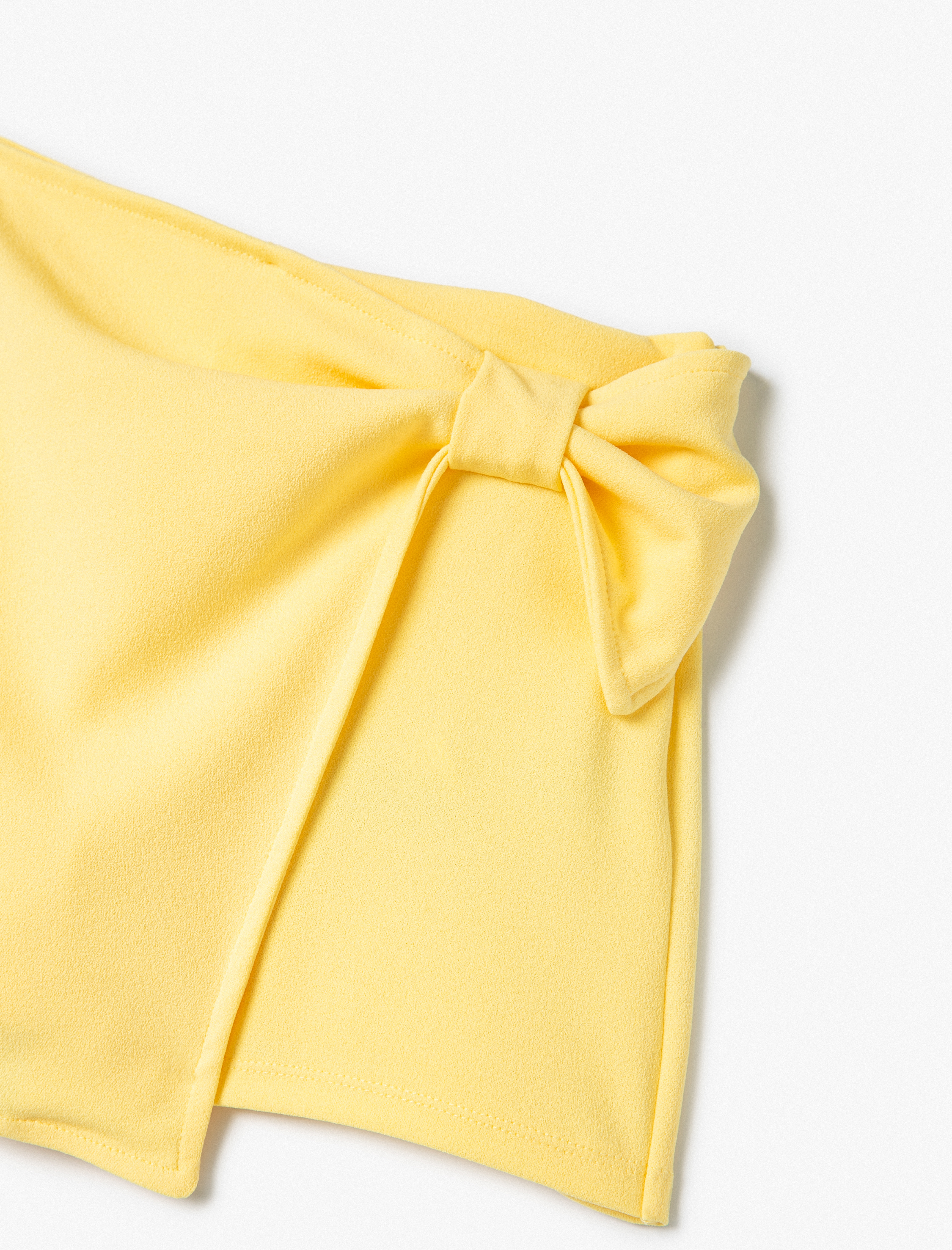  Kız Çocuk Şort Etek Beli Kruvaze Yandan Bağlamalı