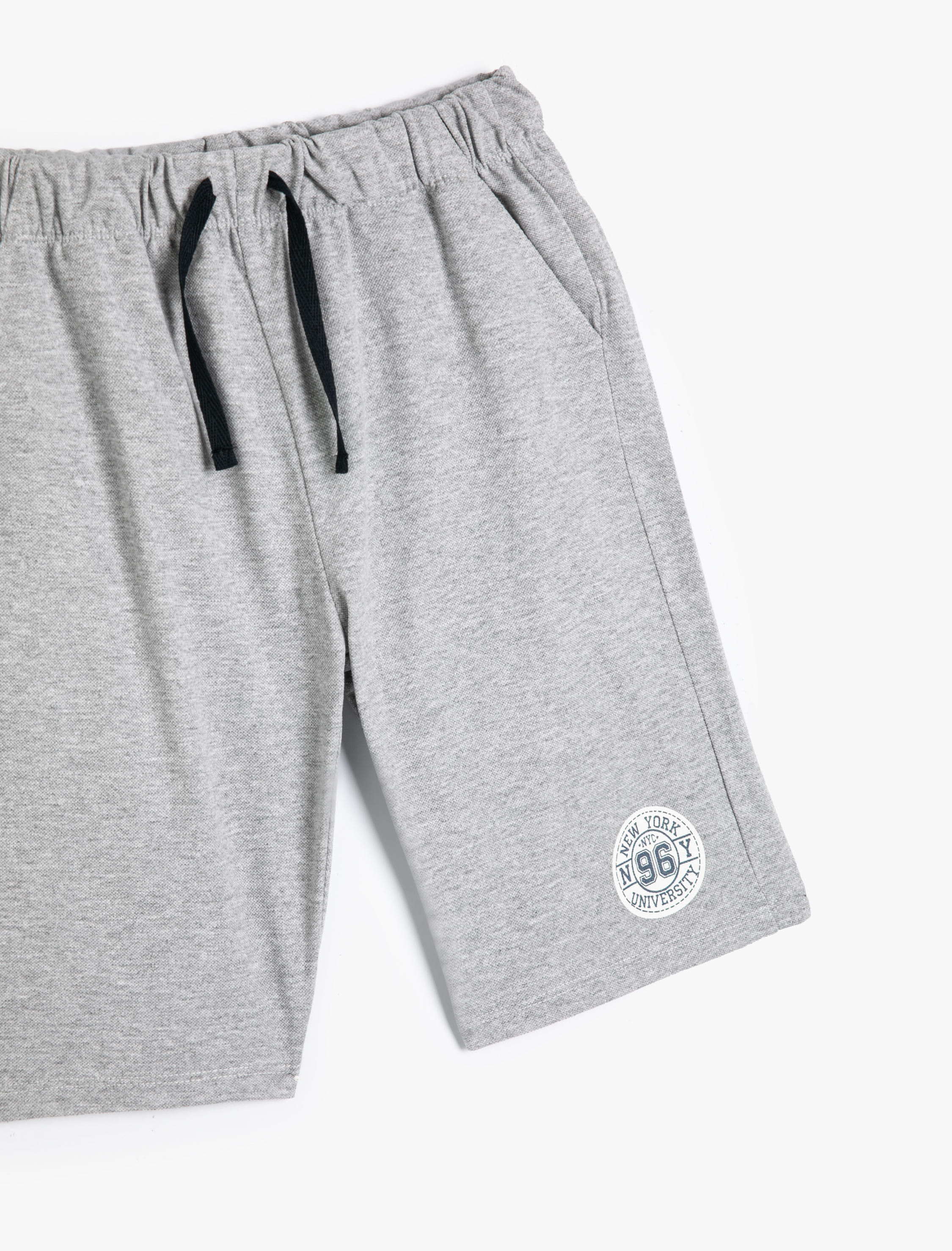  Erkek Çocuk Basic Şort Cepli Beli Bağlamalı Baskı Detaylı