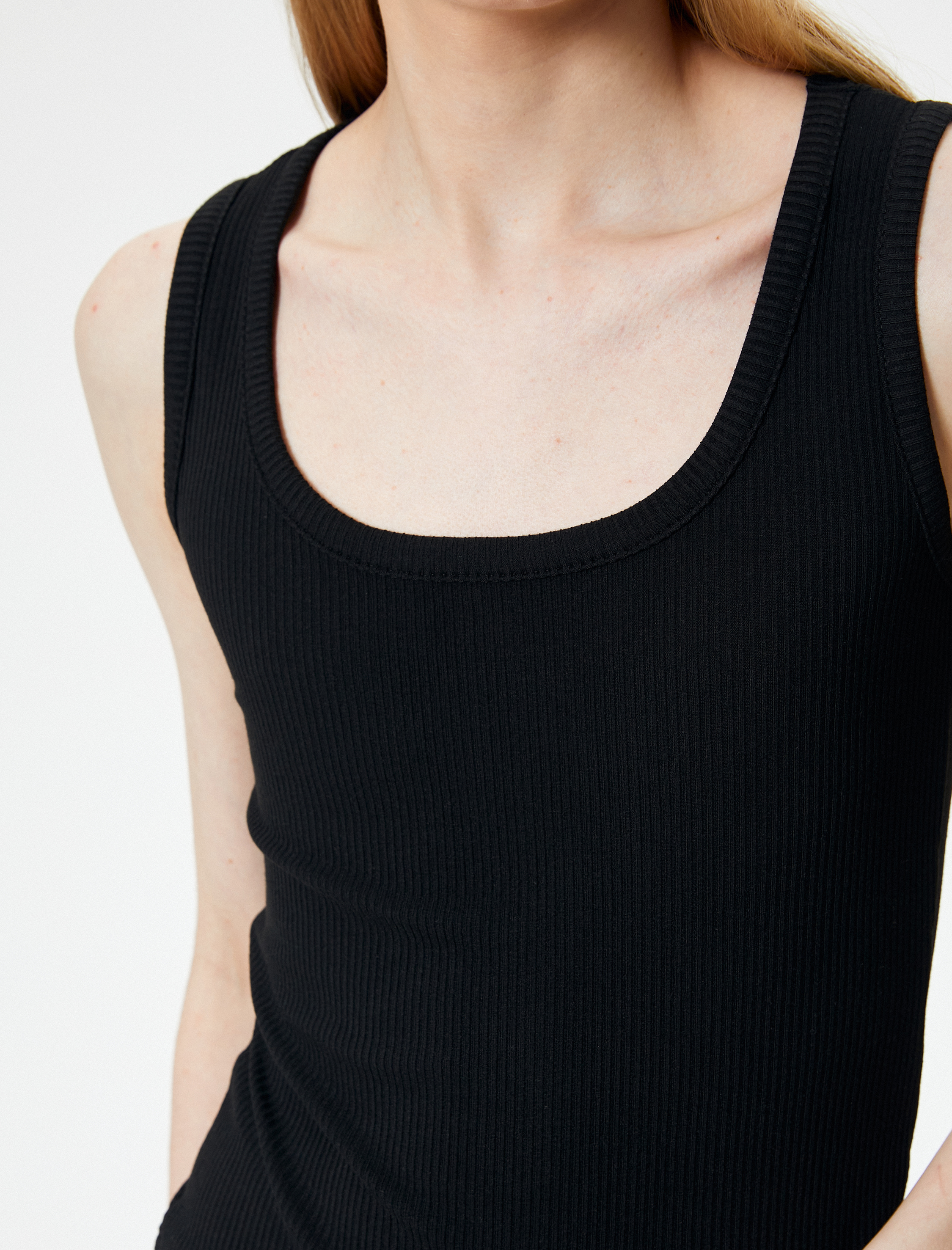   Fitilli Atlet U Yaka Kalın Askılı Slim Fit