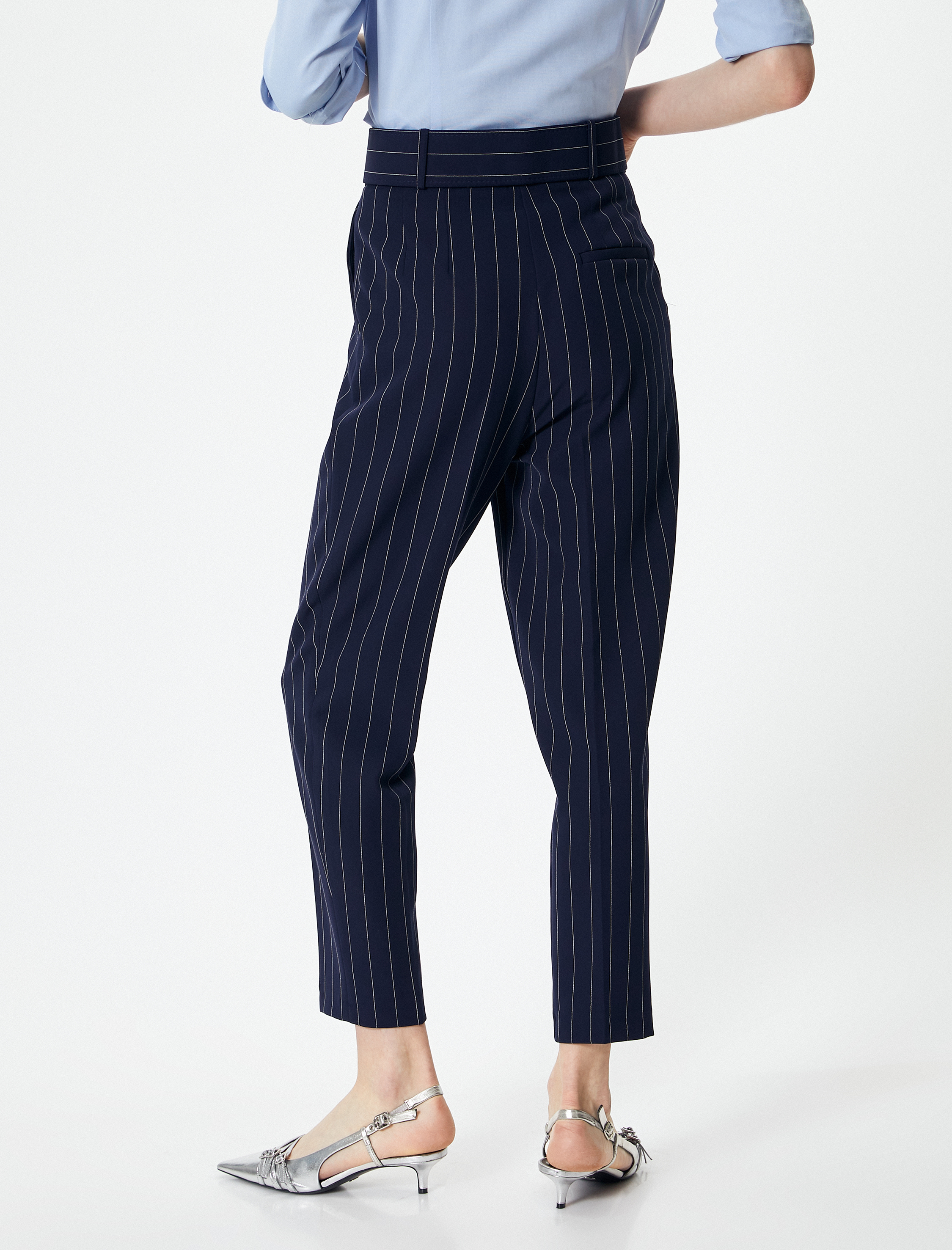   Kemerli Kumaş Pantolon Yüksek Bel Cep Detaylı