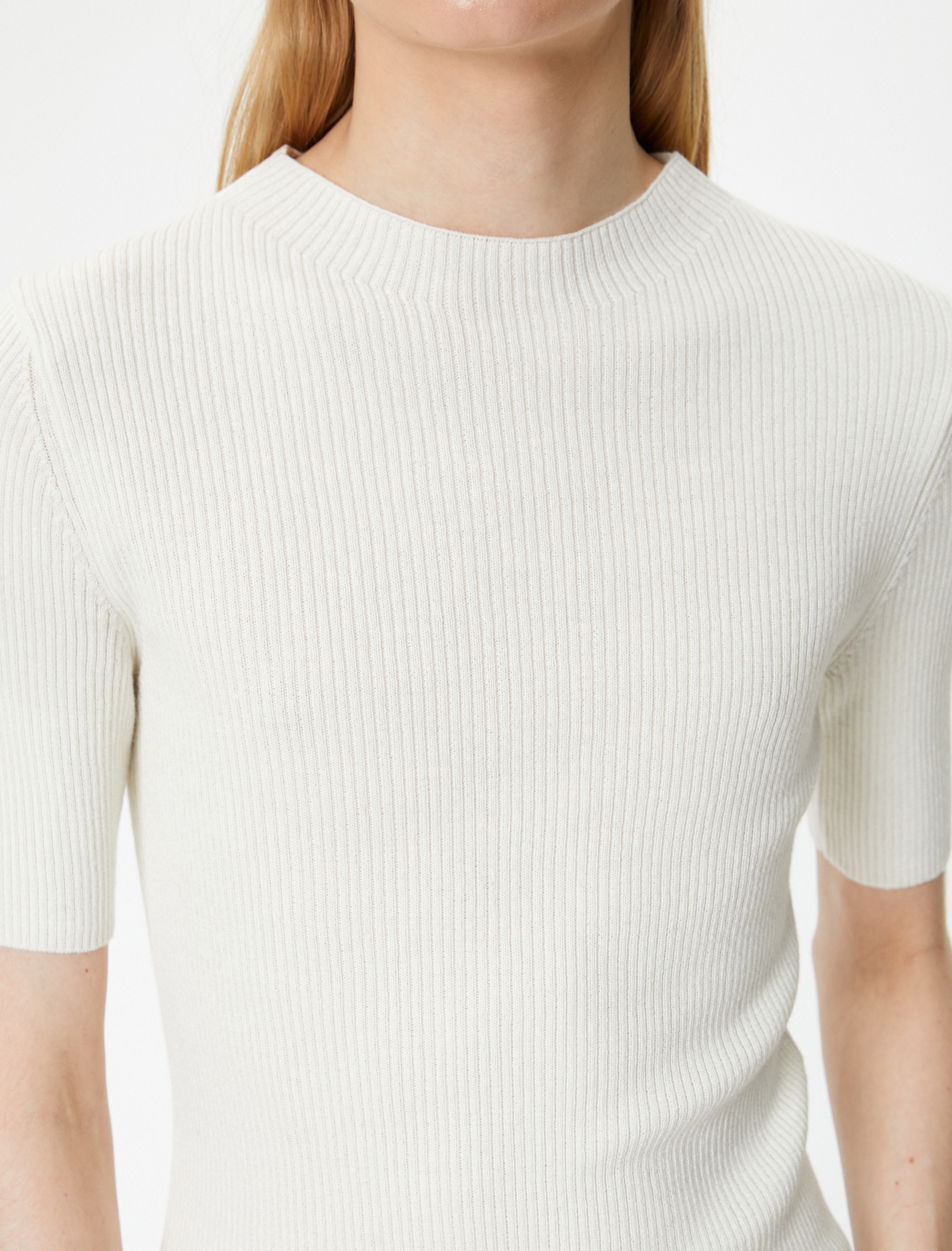 Triko Kazak Kısa Kollu Fitilli Yuvarlak Yaka