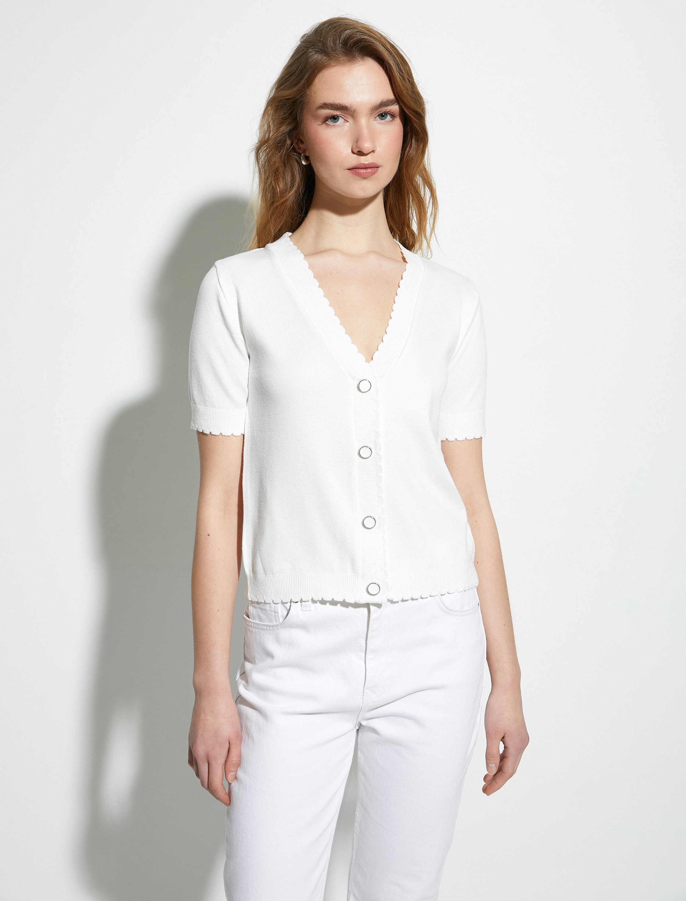   Kalp Düğmeli Kısa Kollu Hırka