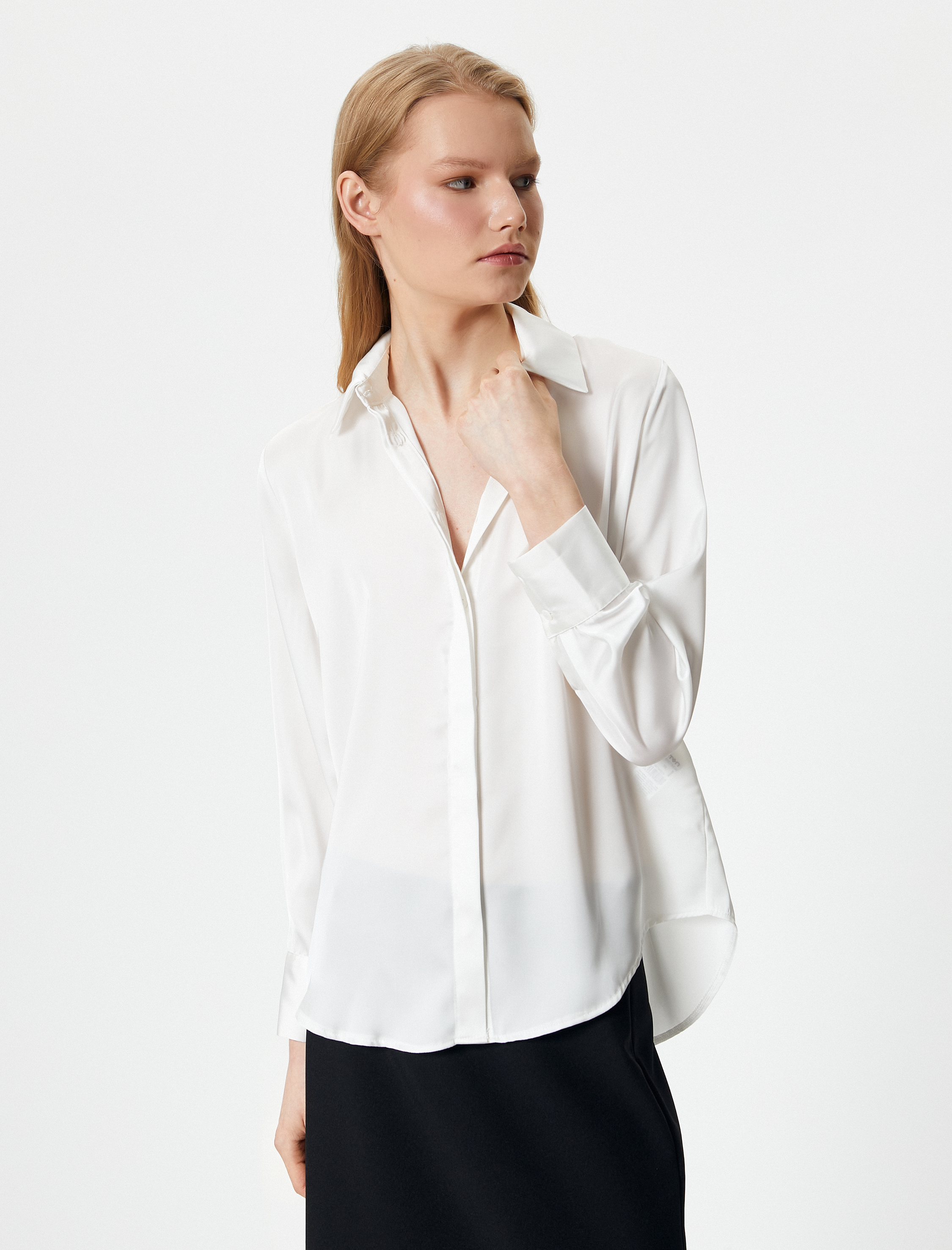   Basic Gömlek Uzun Kollu Düğmeli