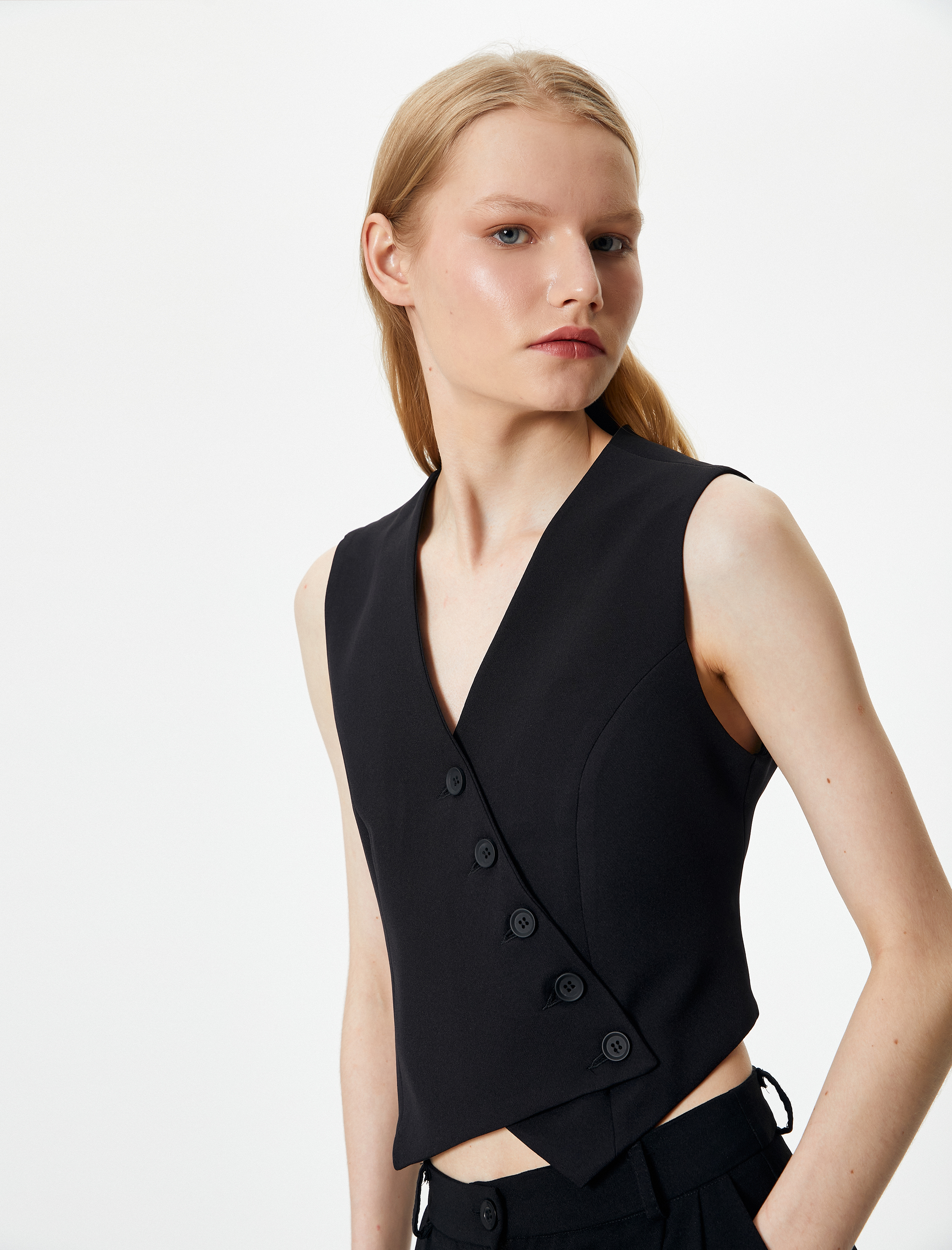   Kruvaze Yelek Düğmeli V Yaka