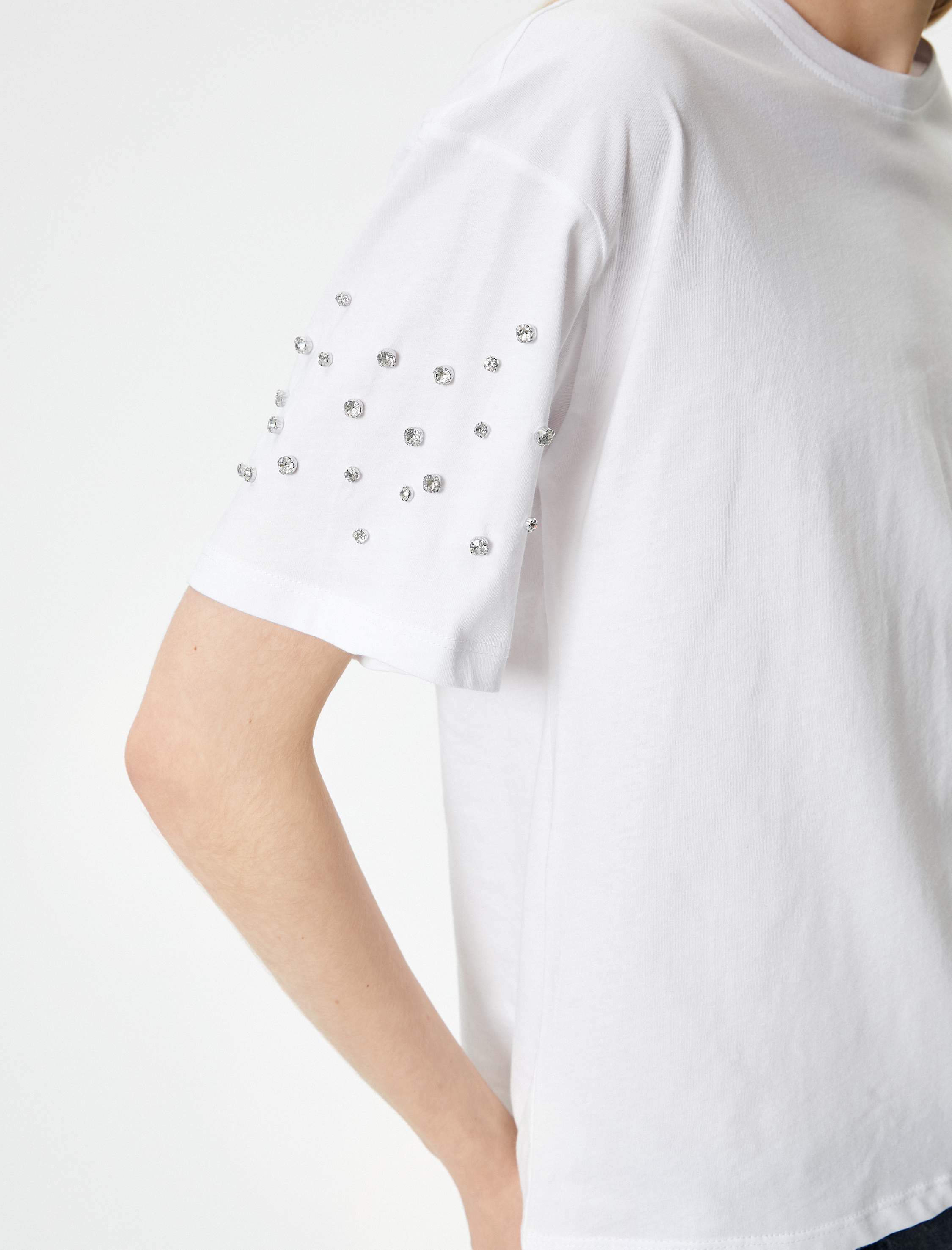   Parlak Taşlı Tişört Bisiklet Yaka Kısa Kollu Pamuklu