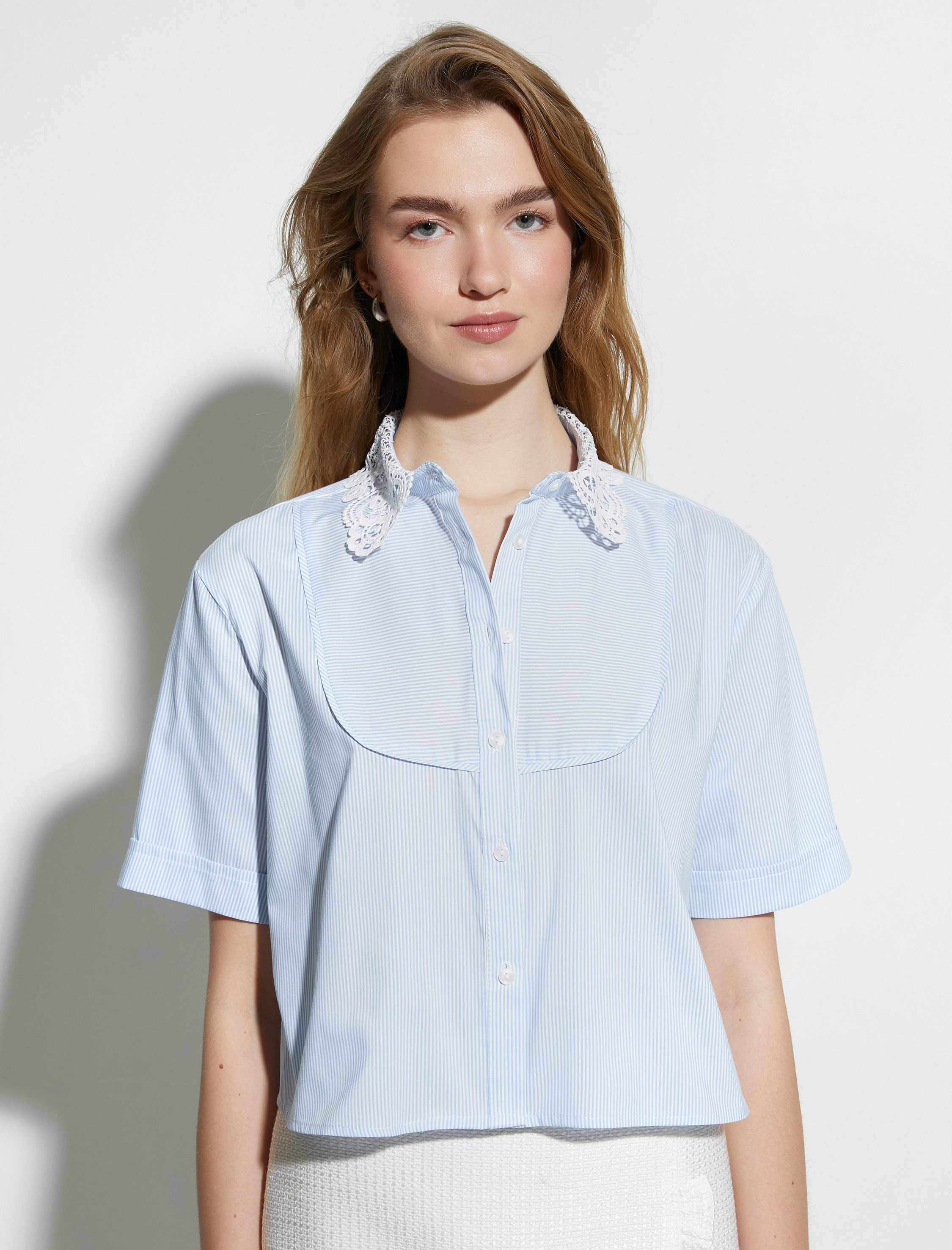   Kısa Kollu Poplin Gömlek Dantel Yaka Robalı