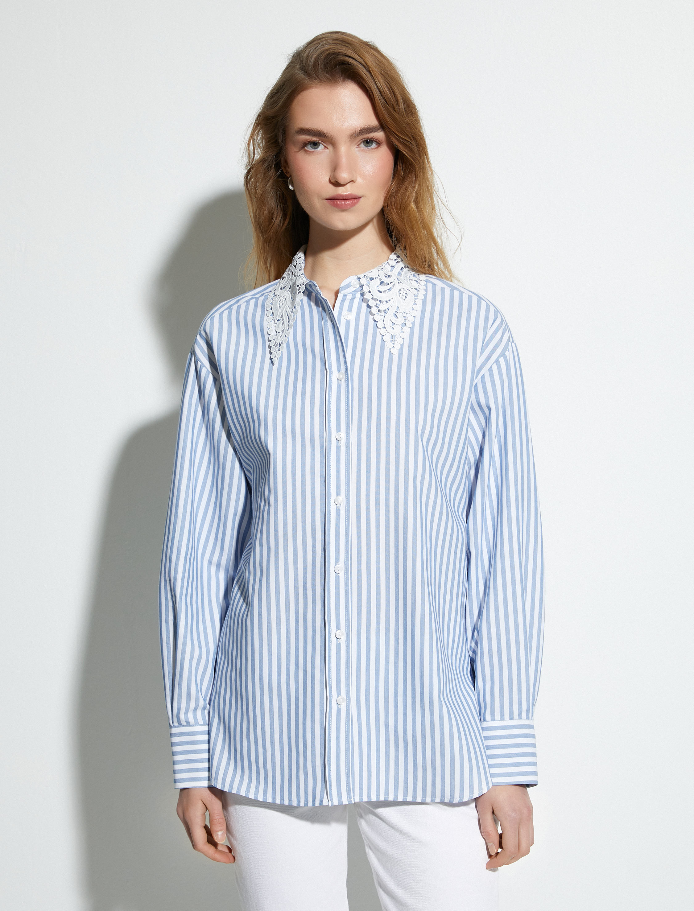   Dantel Yaka Oversize Poplin Gömlek Uzun Kollu Düğmeli