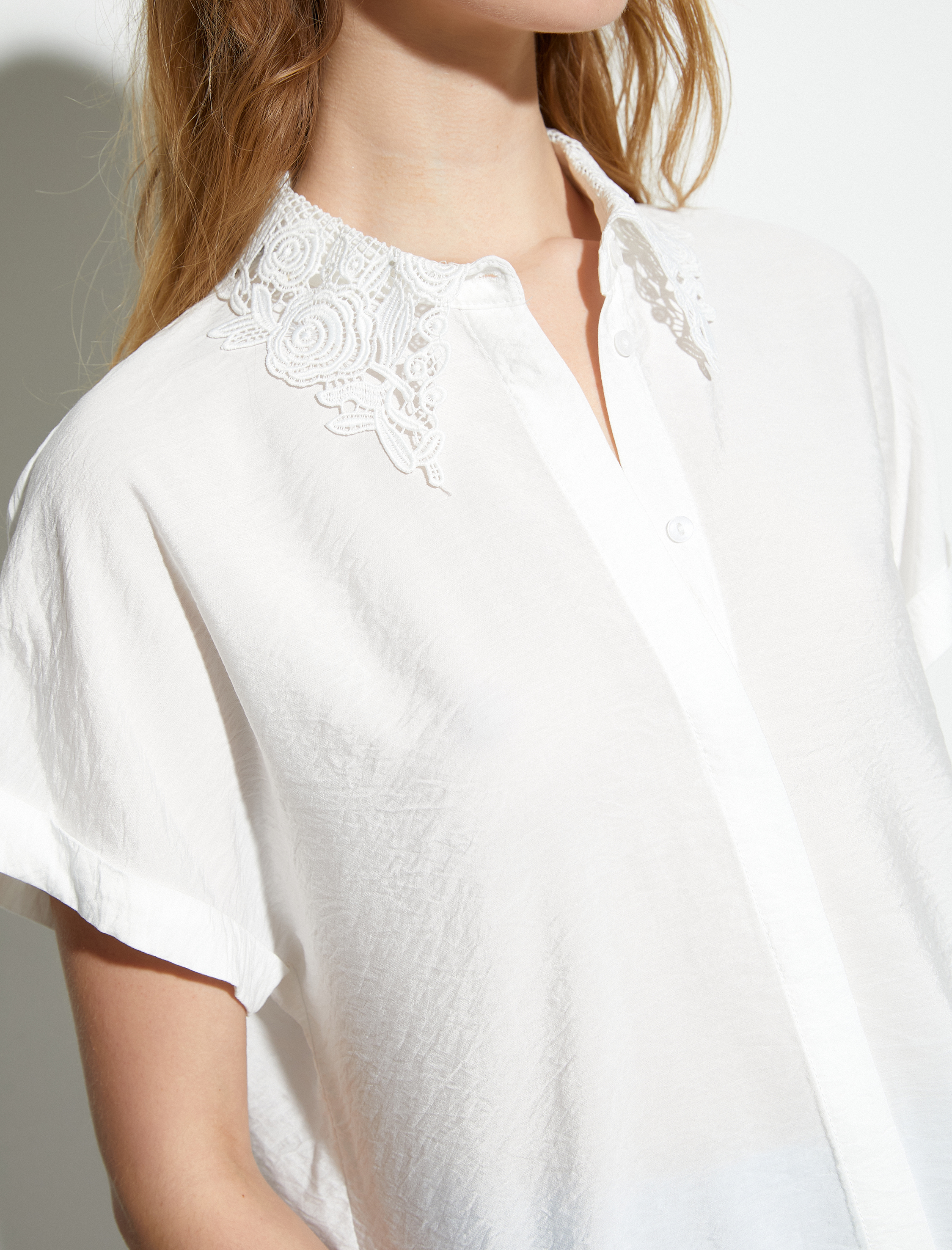   Kısa Kollu Gömlek Dantel Yaka Viskon Karışımlı