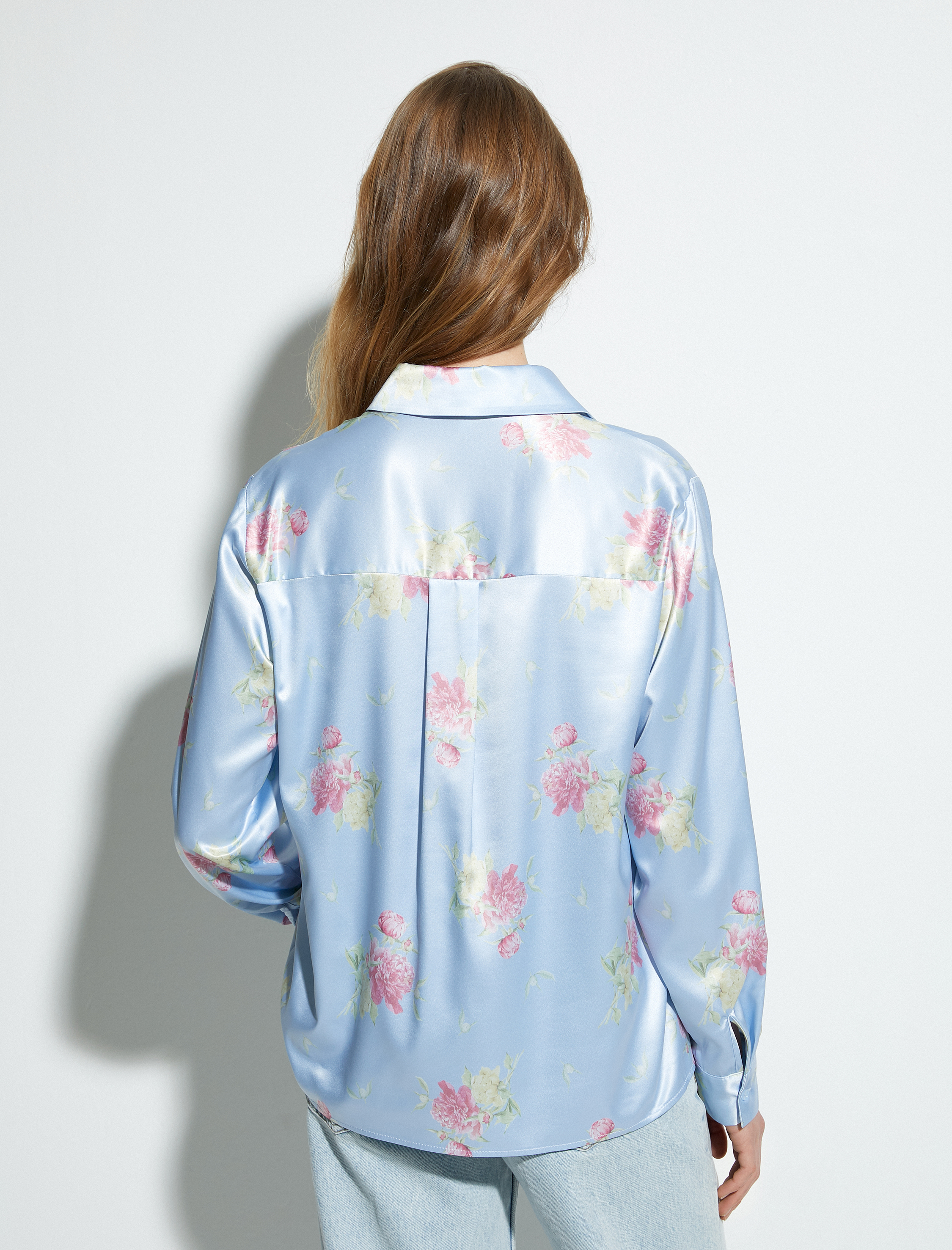   Saten Çiçekli Gömlek Düğmeli Uzun Kollu