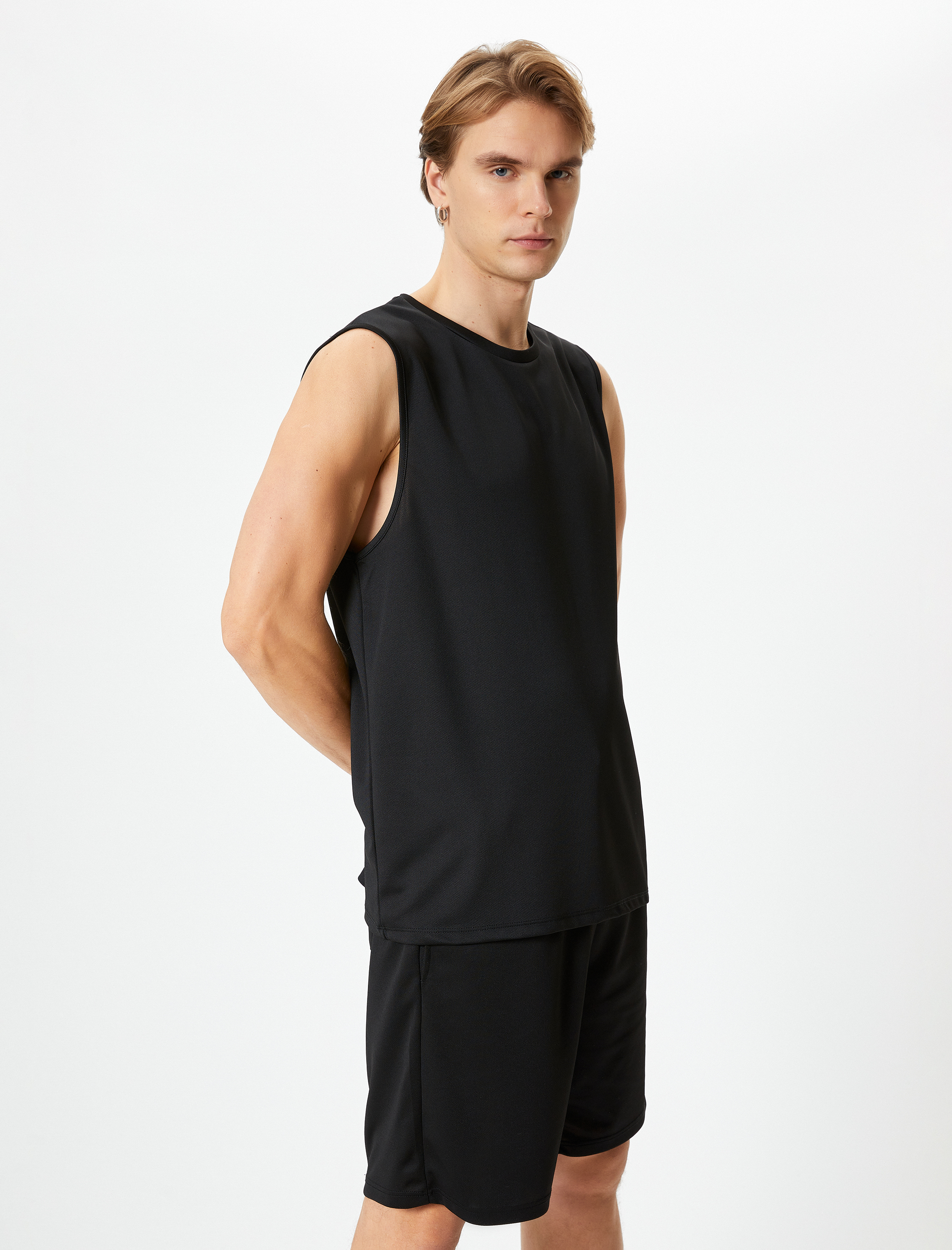   Sporcu Atleti Kolsuz Arkası Baskılı Sloganlı Bisiklet Yaka