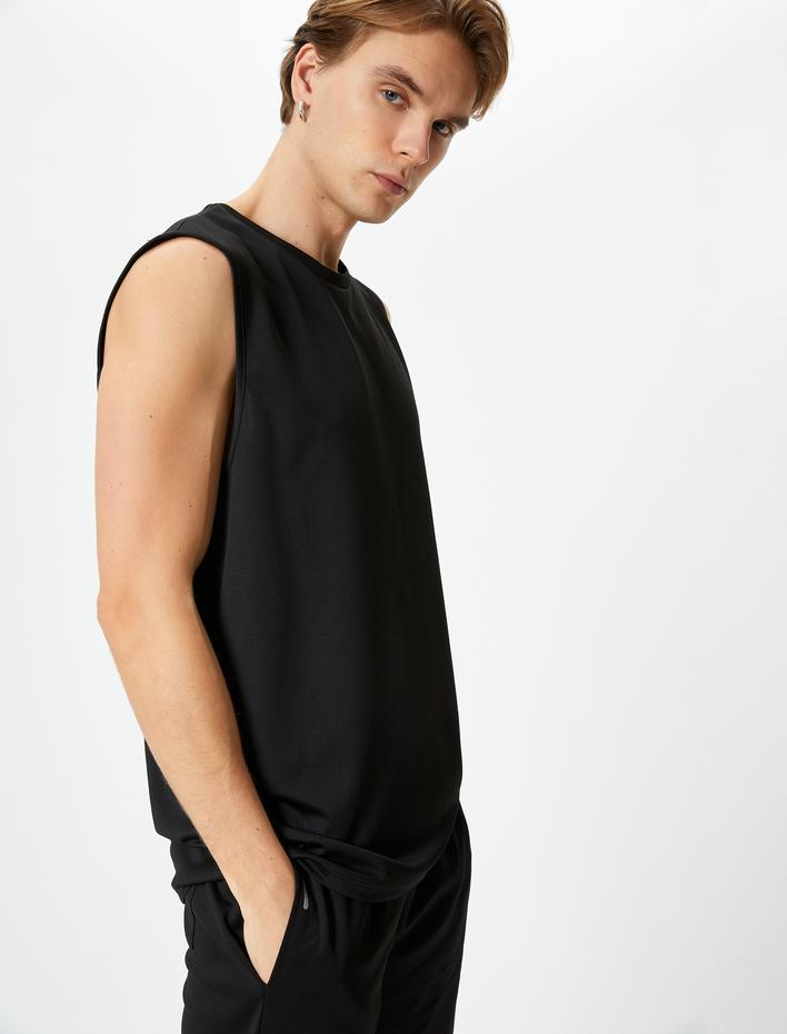  Sporcu Atleti Kolsuz Arkası Baskılı Sloganlı Bisiklet Yaka