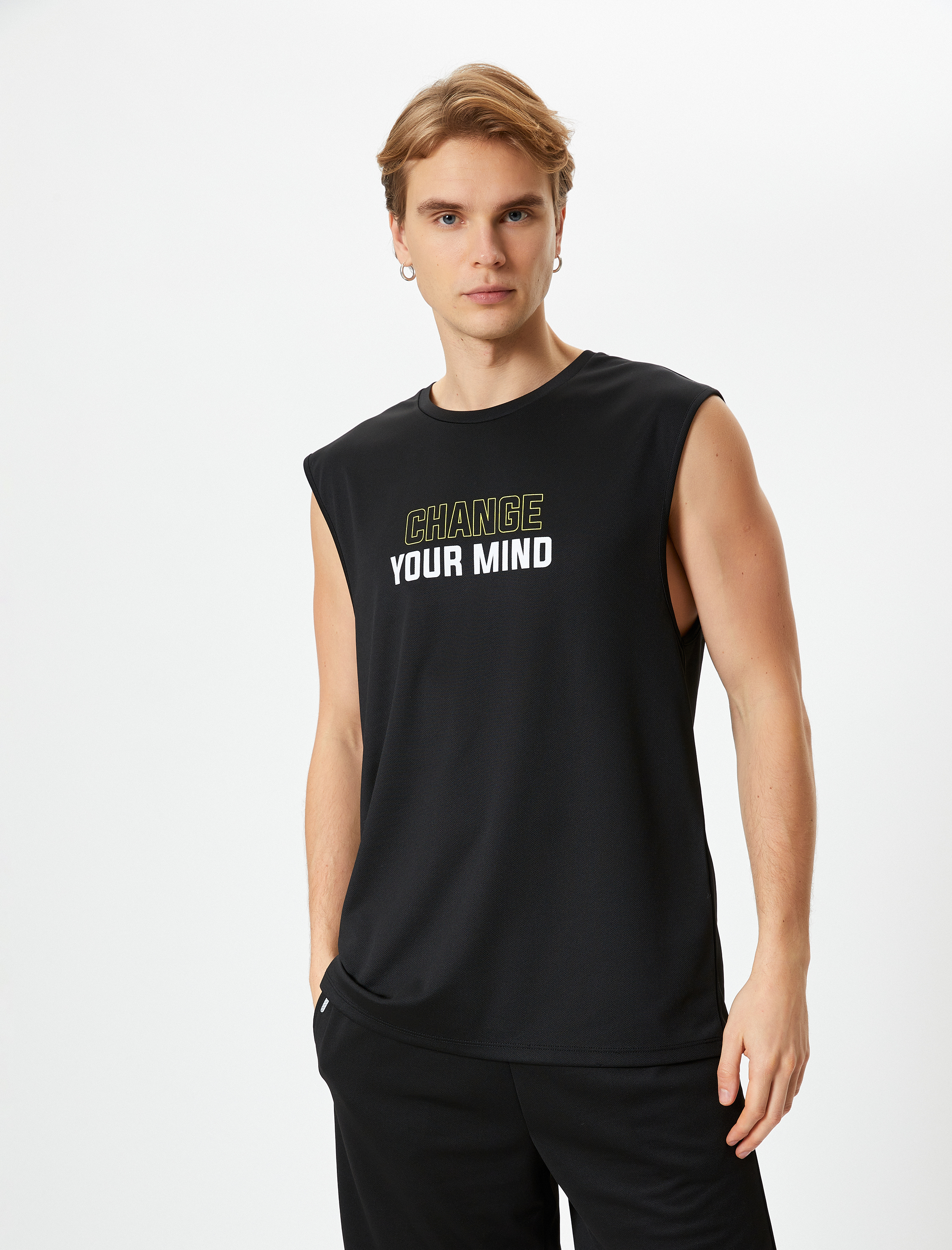 Sporcu Atleti Kolsuz Slogan Baskılı Bisiklet Yaka