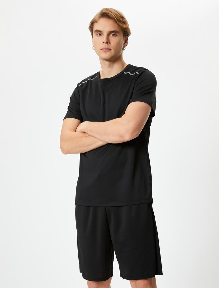  Spor Tişört Şerit Detaylı Bisiklet Yaka Kısa Kollu