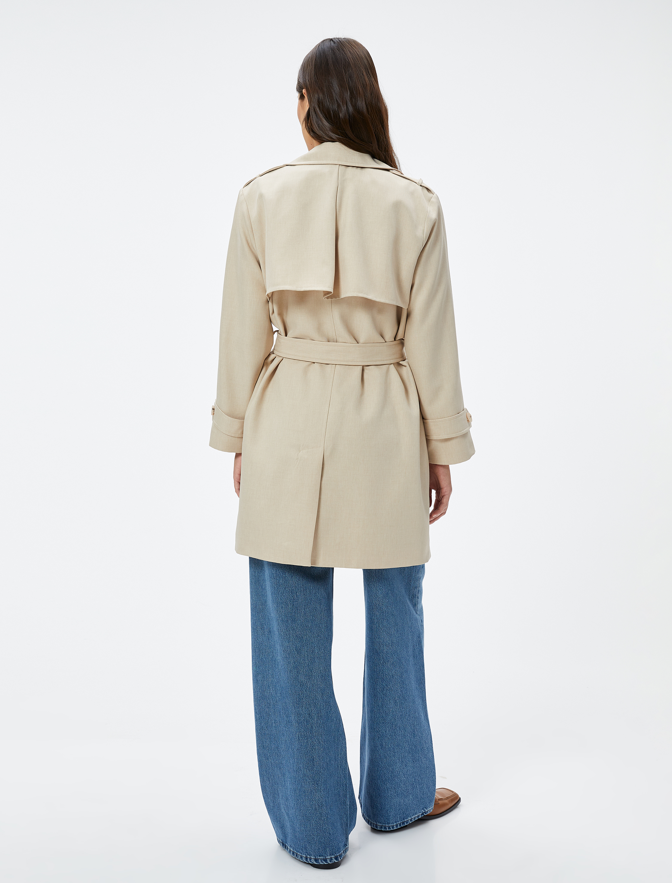   Trençkot Kruvaze Kapama Düğmeli Kemerli Cepli Rüzgarlık Detaylı