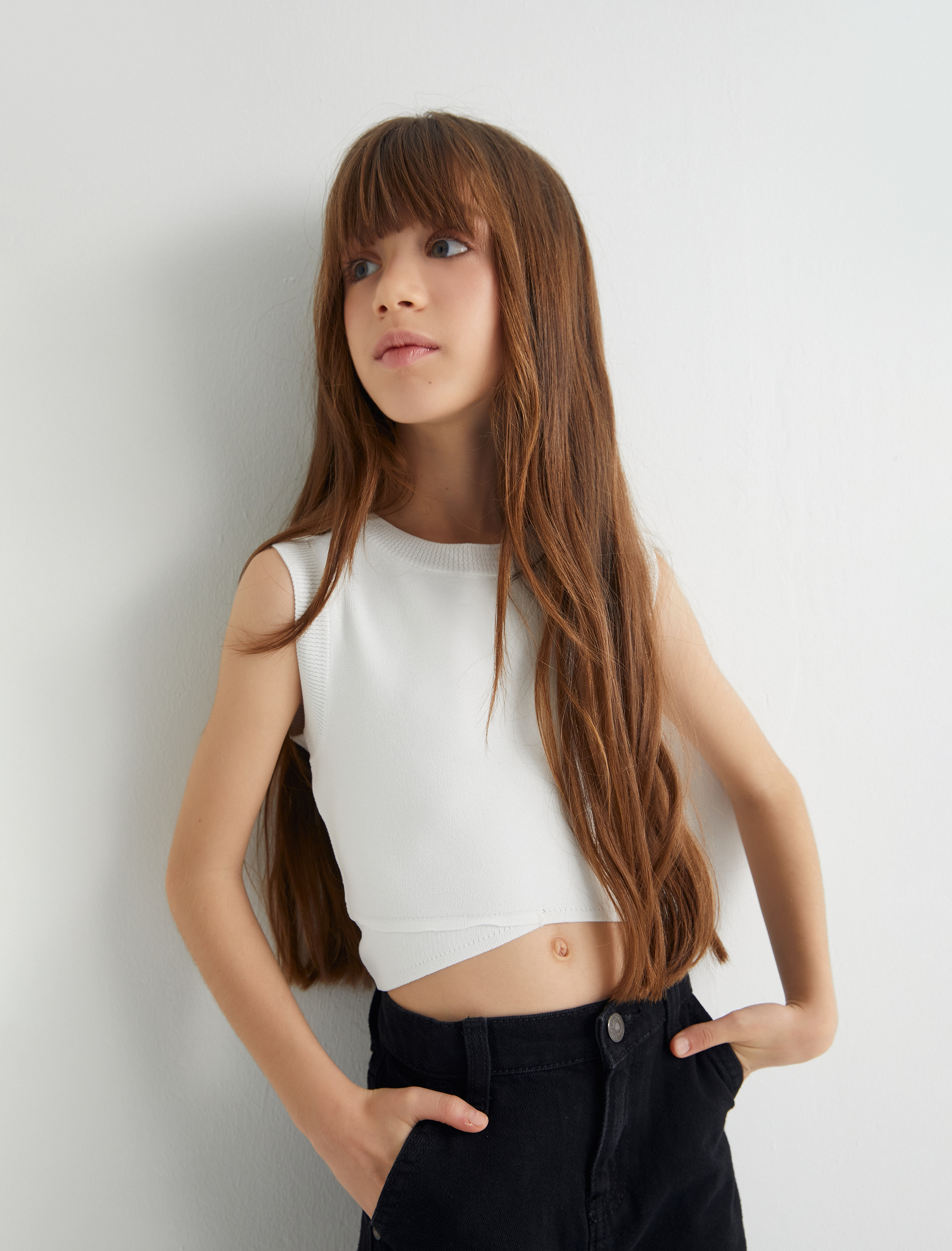Koton Crop Triko Atlet Halter Yaka Dar Kalıp Asimetrik Kesim -1
