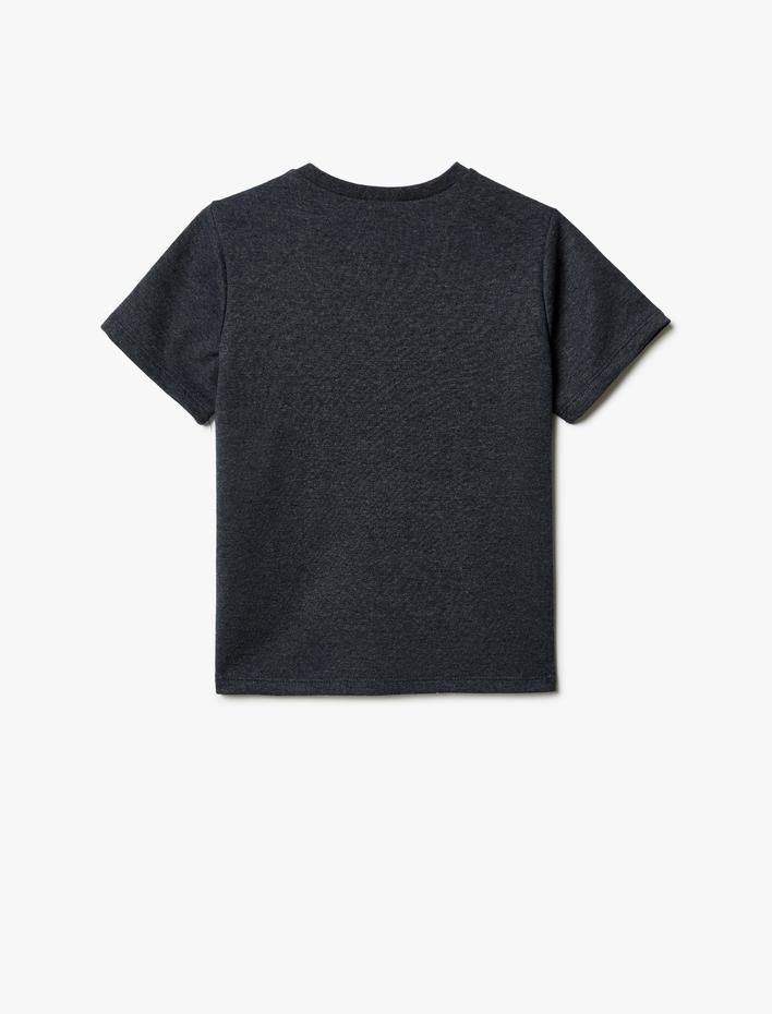 Erkek Çocuk Tişört Kısa Kollu Bisiklet Yaka İşleme Detaylı