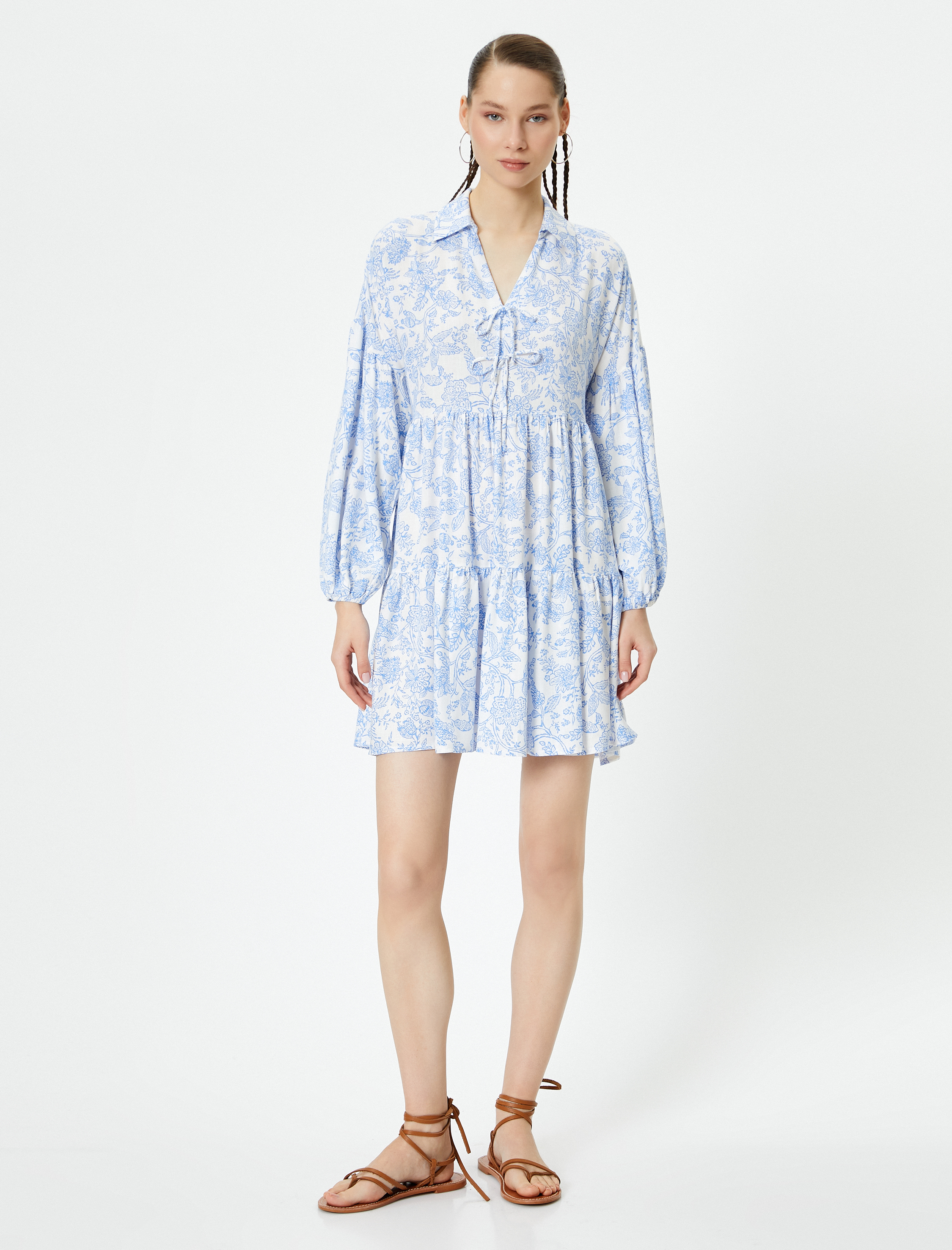   Oversize Çiçekli Elbise Uzun Kollu Gömlek V Yaka Bağlama Detaylı Katlı Fiyonk Detaylı