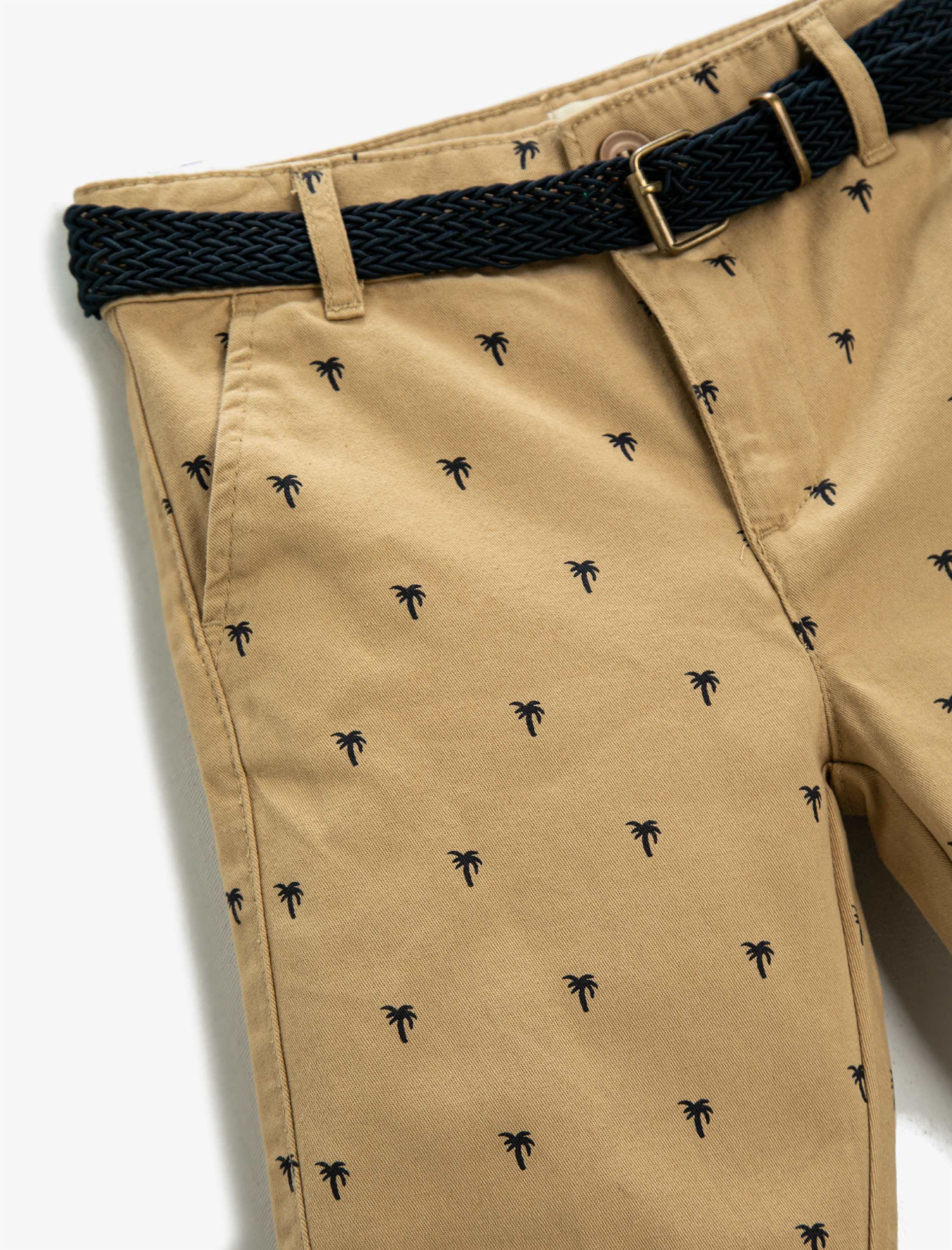  Erkek Çocuk Palmiye Baskılı Şort Kemerli Diz Üstü Pamuklu