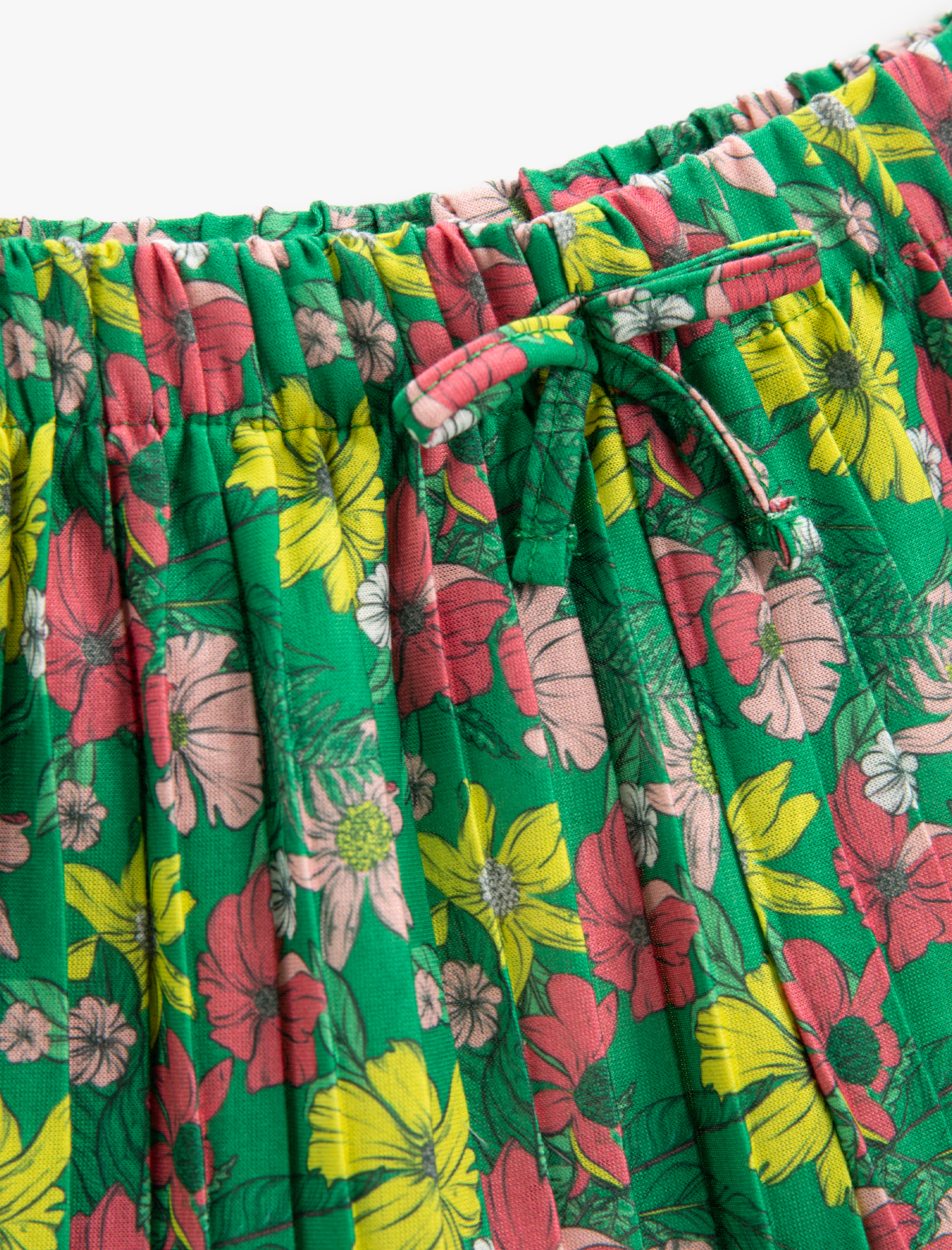  Kız Çocuk Çiçekli Pileli Şort Fiyonk Detaylı Beli Lastikli