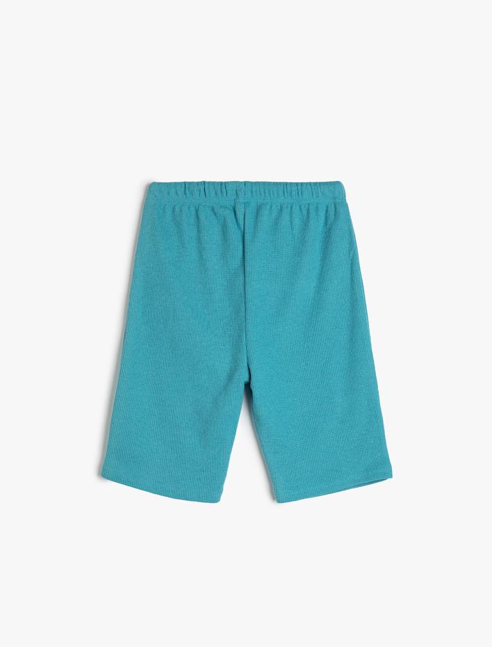 Erkek Çocuk Beli Bağcıklı Şort Dokulu