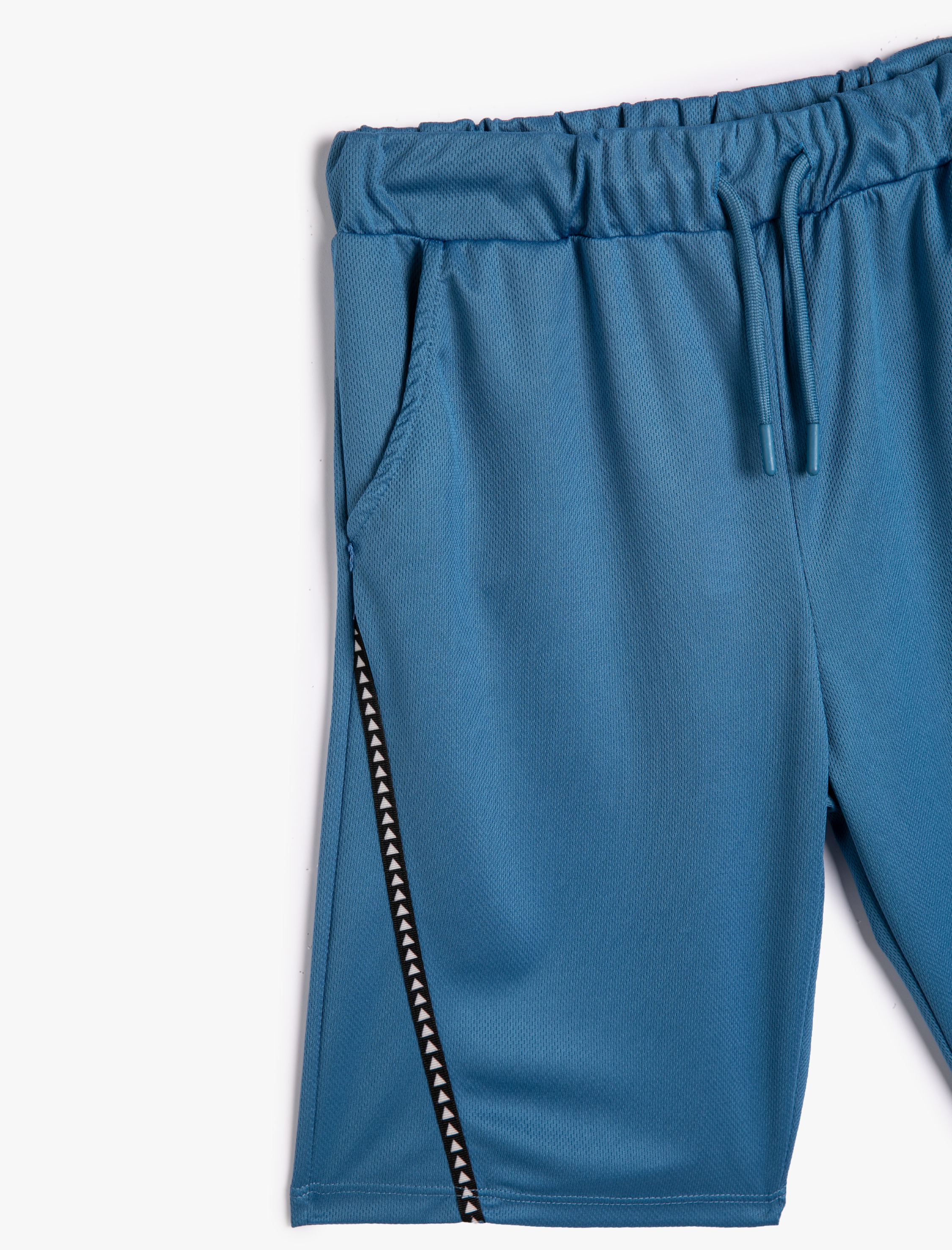  Erkek Çocuk Şort Beli Bağlamalı Cepli Şerit Detaylı