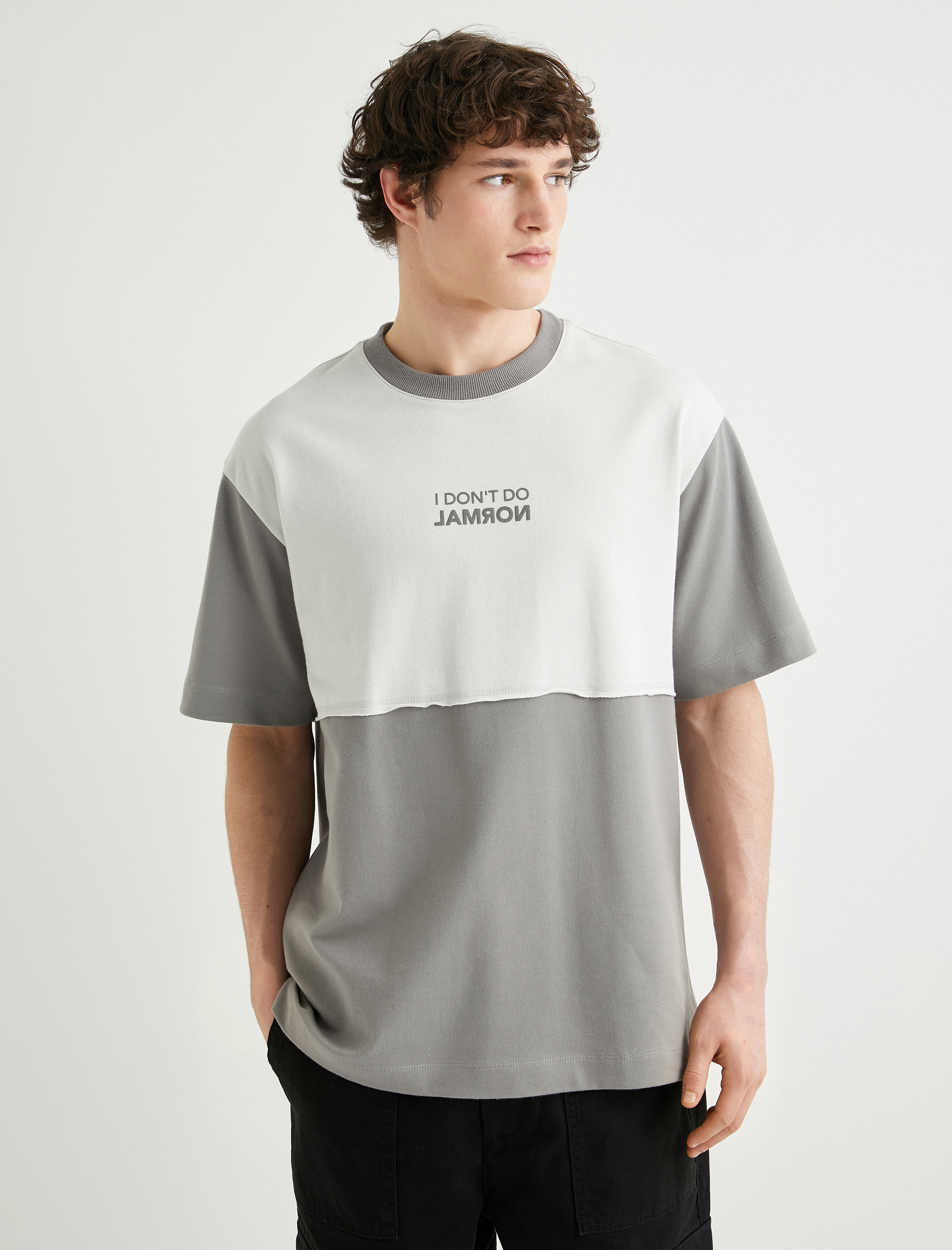   Oversize Tişört Slogan Baskılı Renk Bloklu Bisiklet Yaka Kısa Kollu