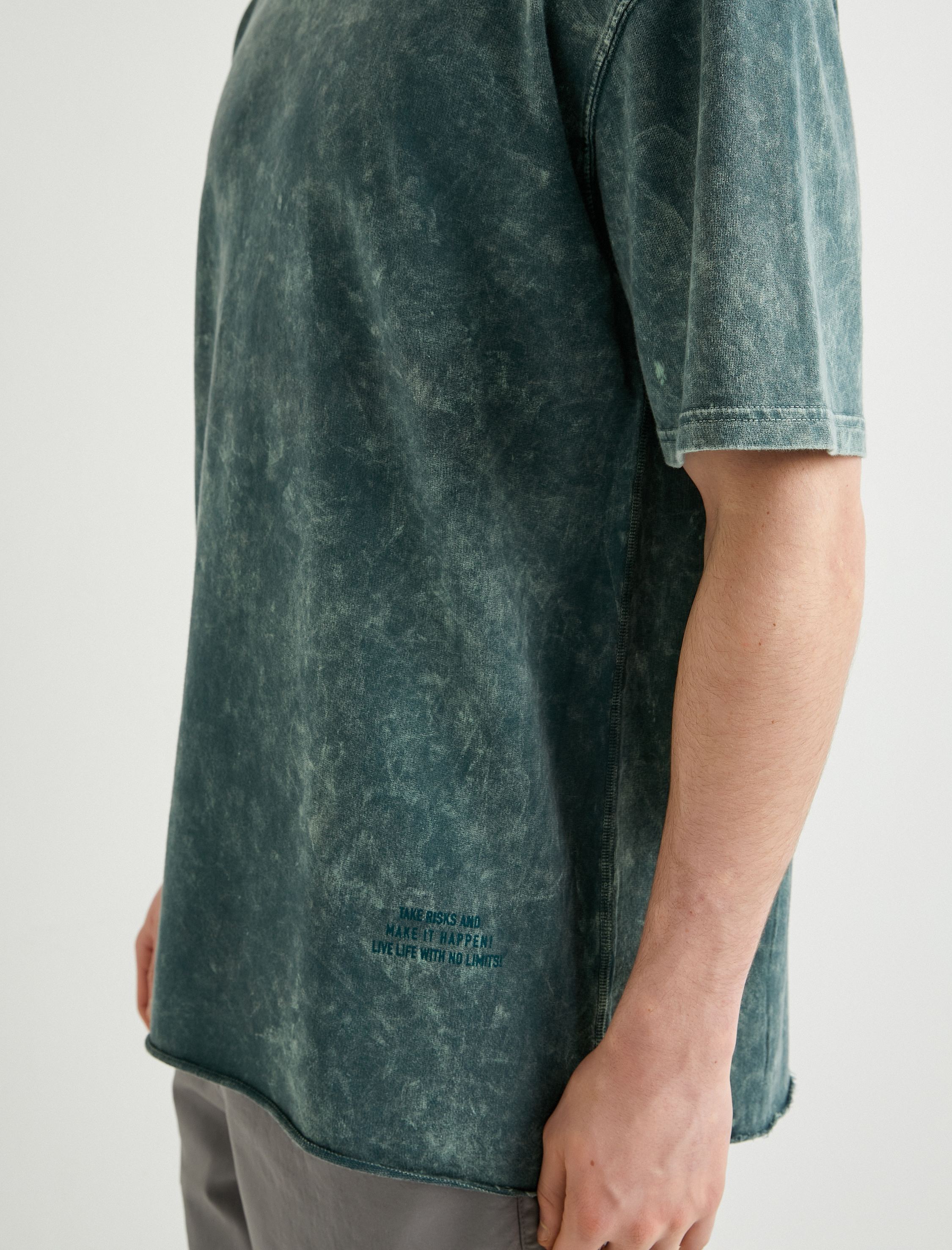   Oversize Tişört Yıkamalı Bisiklet Yaka Kısa Kollu