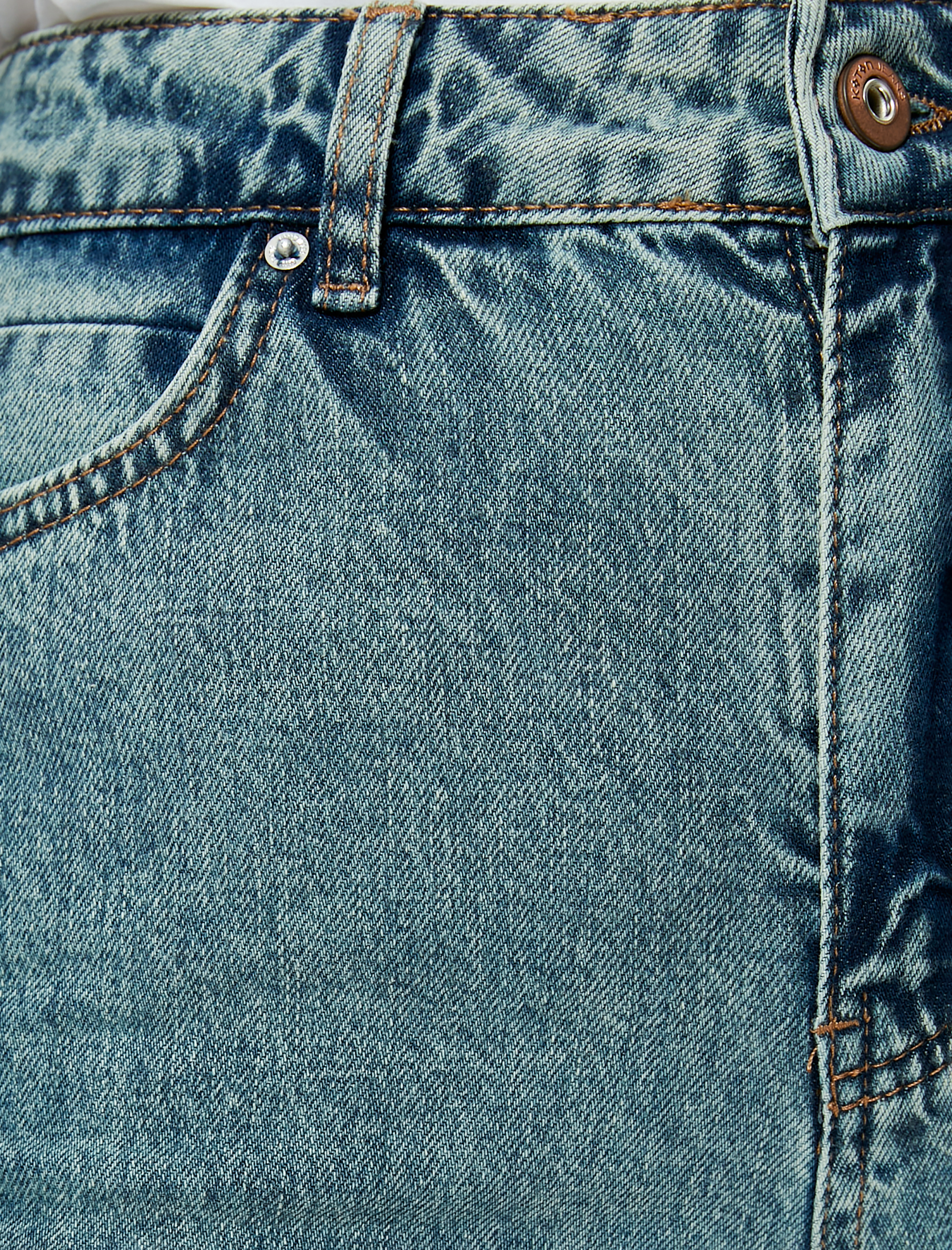   Mom Kot Pantolon Kısa Dar Paça Yırtmaç Detaylı Cepli - Mom Jean