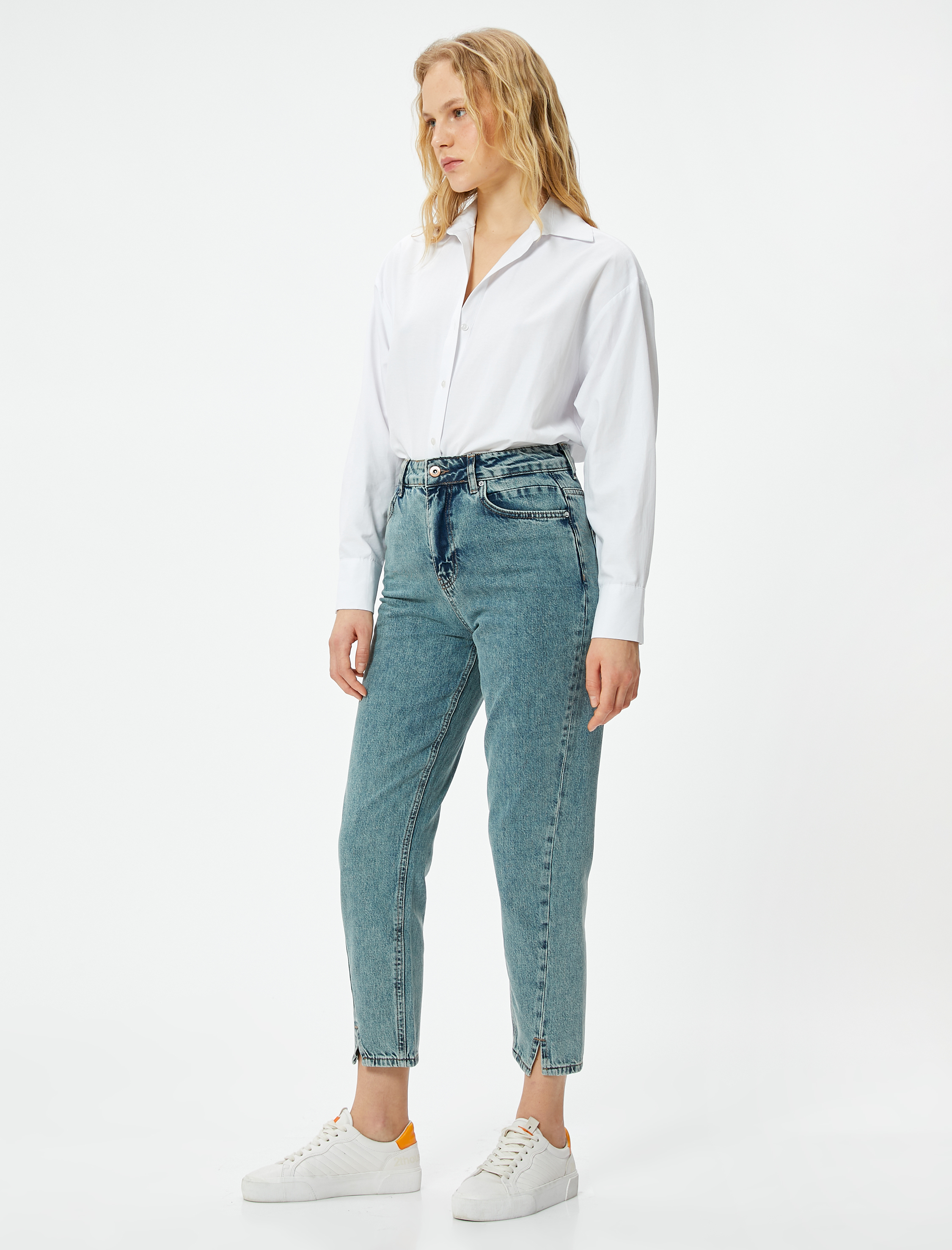   Mom Kot Pantolon Kısa Dar Paça Yırtmaç Detaylı Cepli - Mom Jean