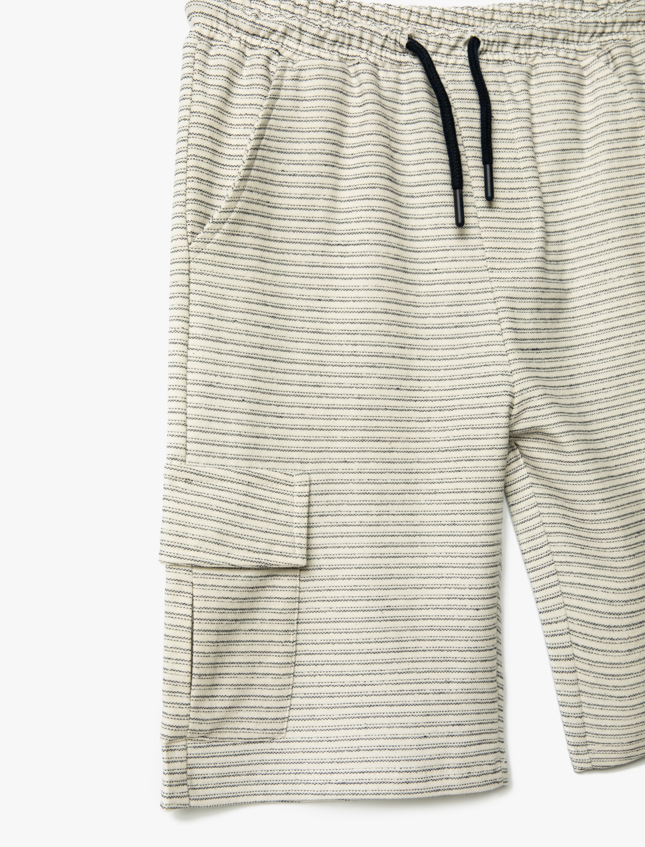 Erkek Çocuk Şort Beli Bağlamalı Kapaklı Cep Detaylı Pamuklu